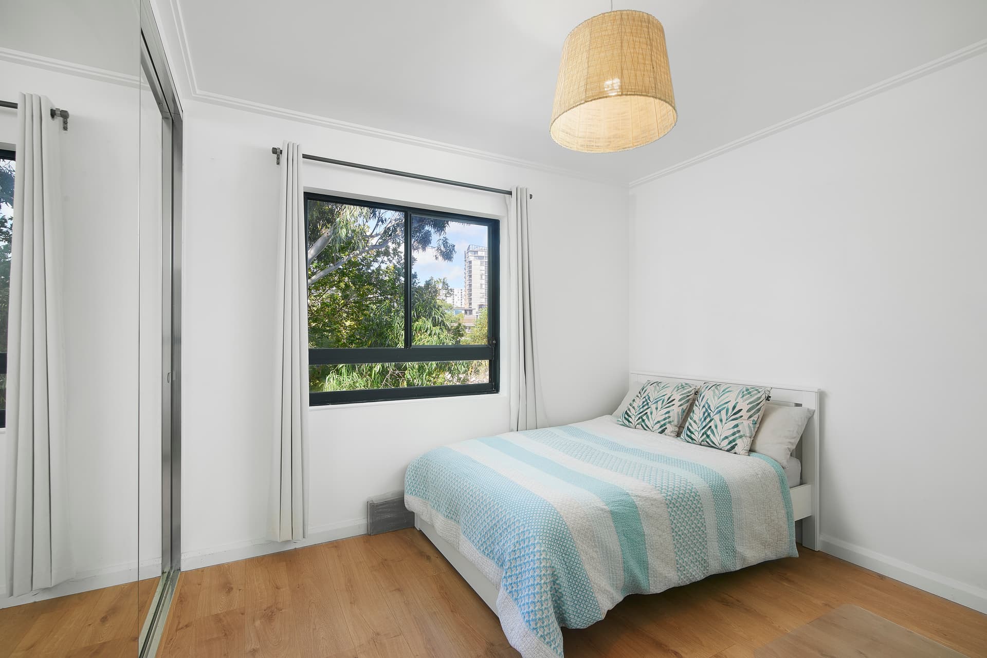 401C/5 Hunter Street, Waterloo NSW