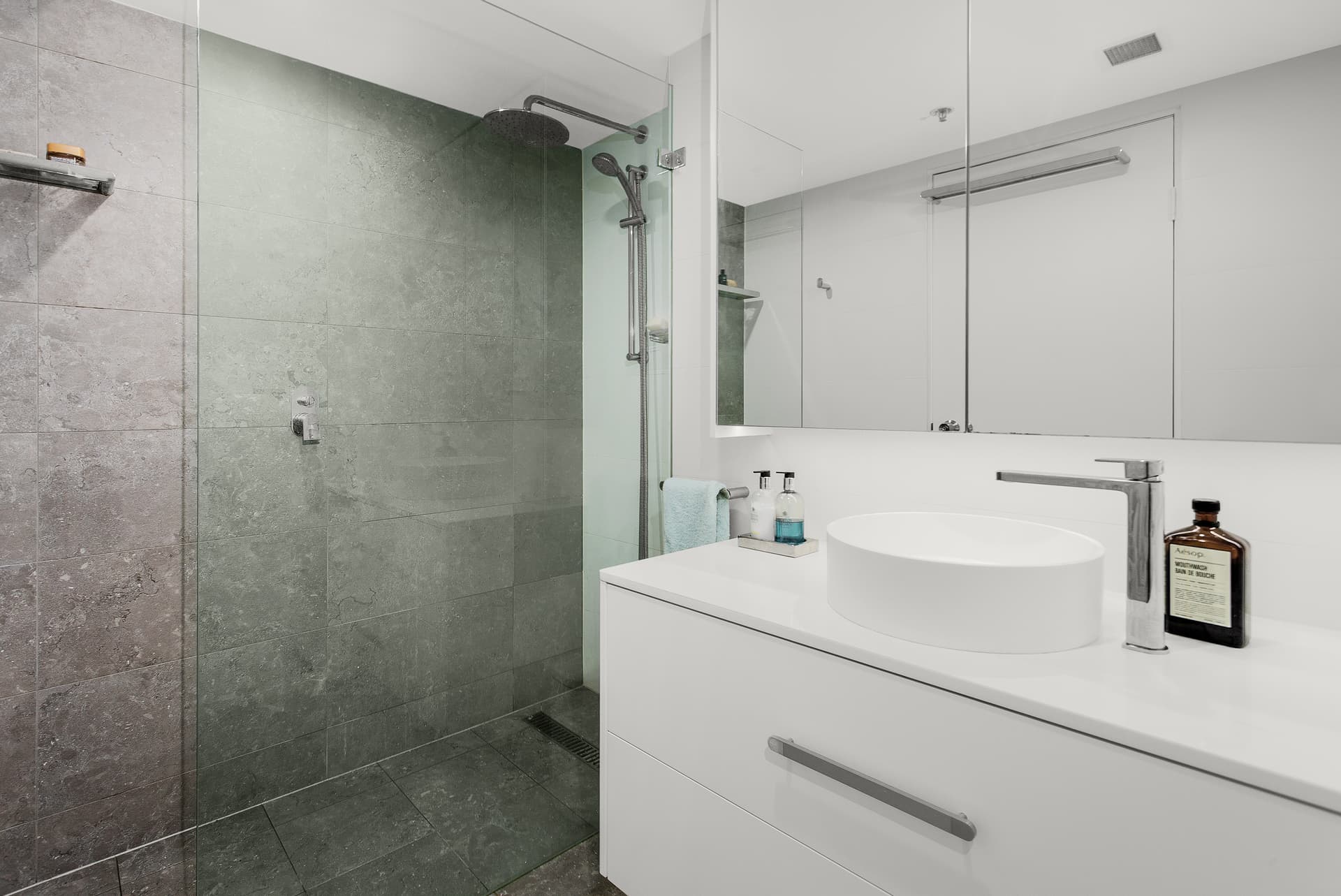 27/168 Goulburn Street, Surry Hills NSW