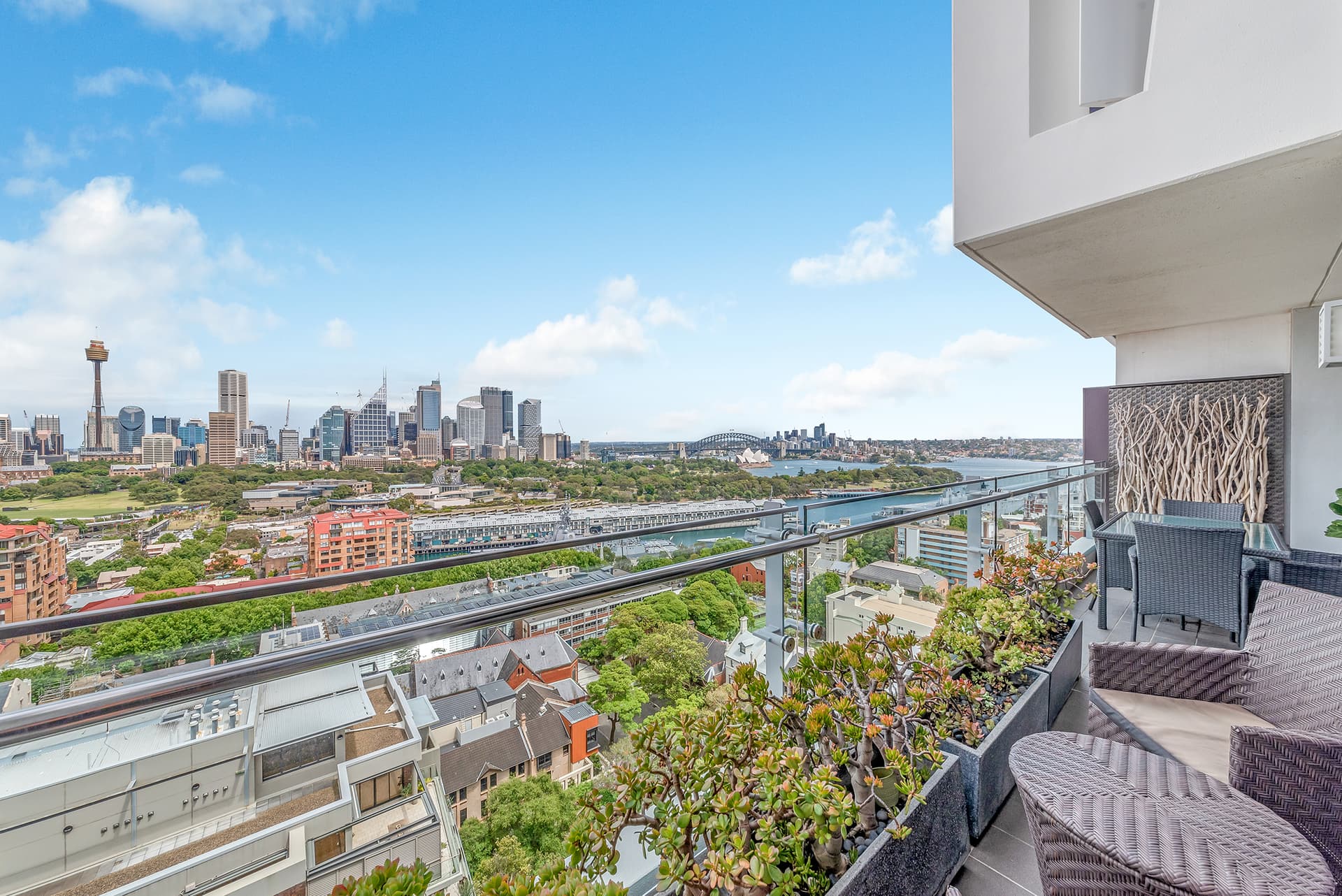 1502/81 Macleay Street, Potts Point NSW