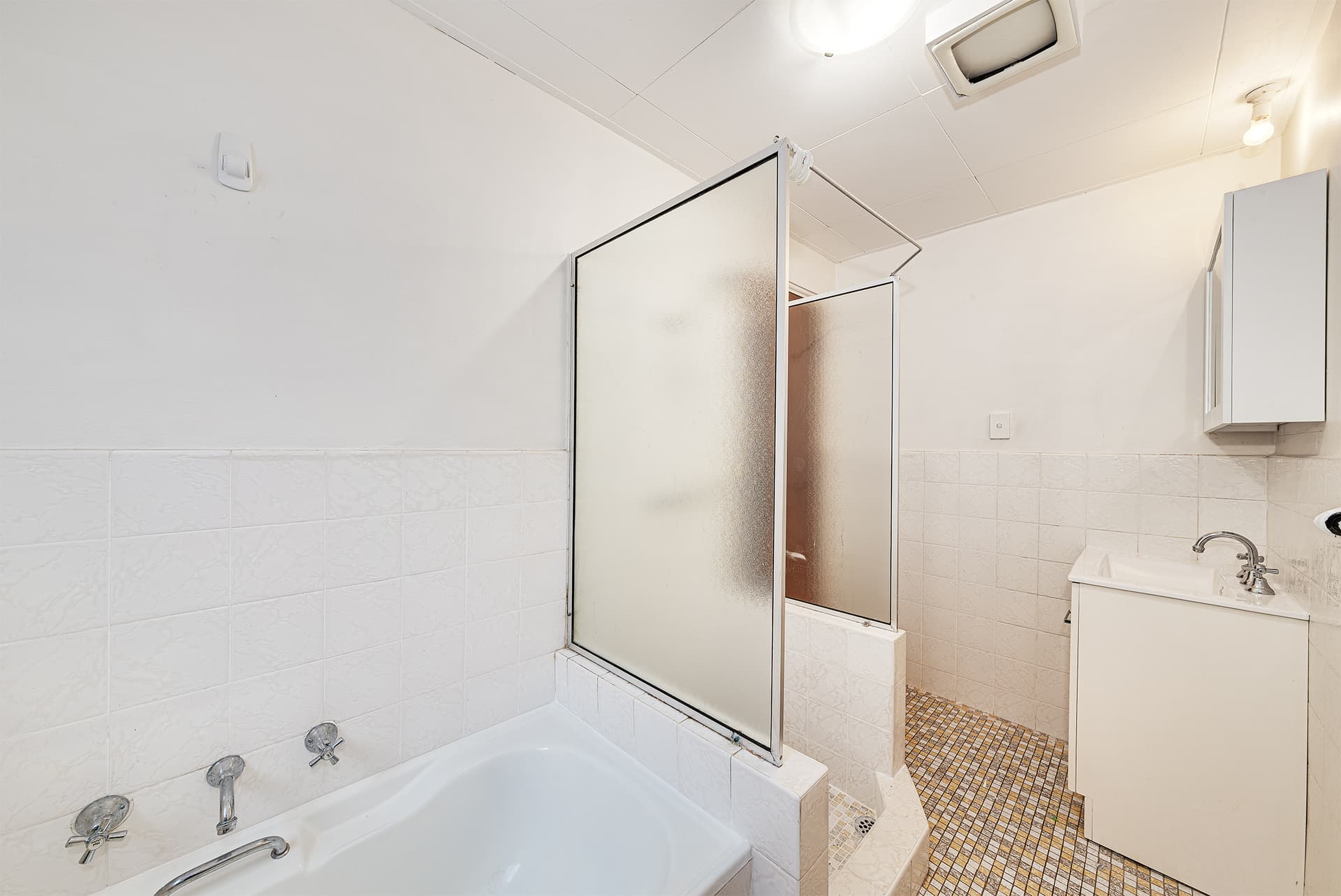 2/84 Blair Street, North Bondi NSW