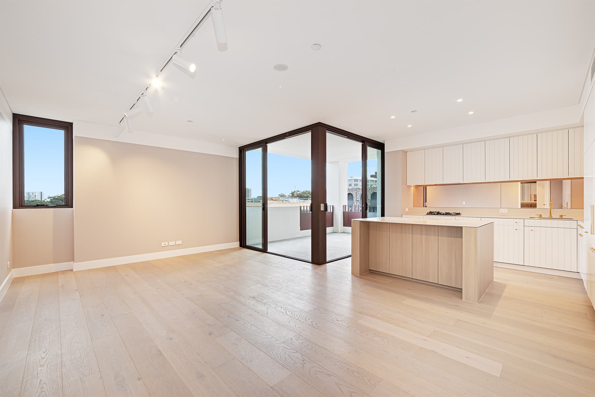 B6.04/10 Baptist Street, Redfern NSW