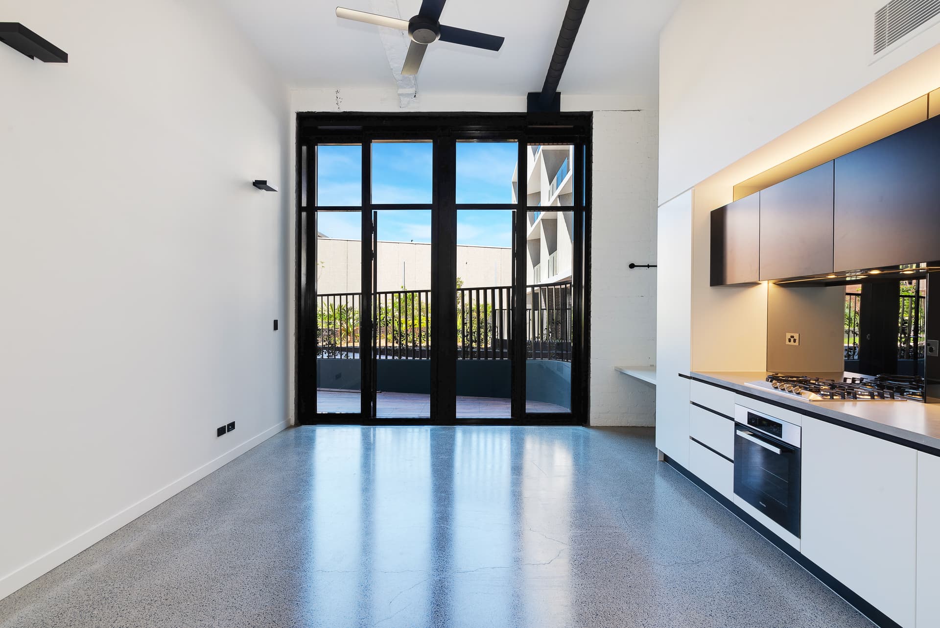 60/6-8 Crewe Place, Rosebery NSW