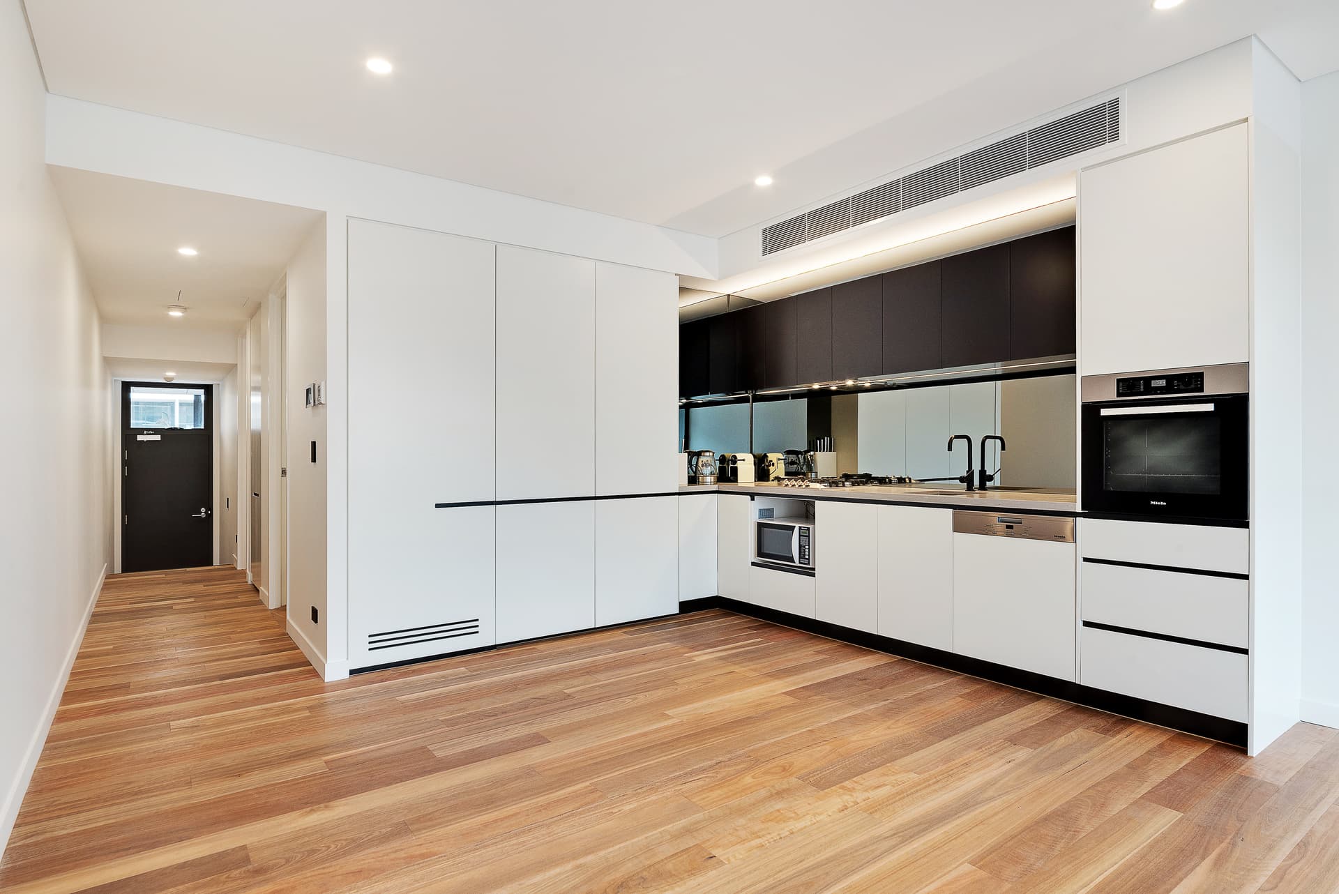18/6-8 Crewe Place, Rosebery NSW