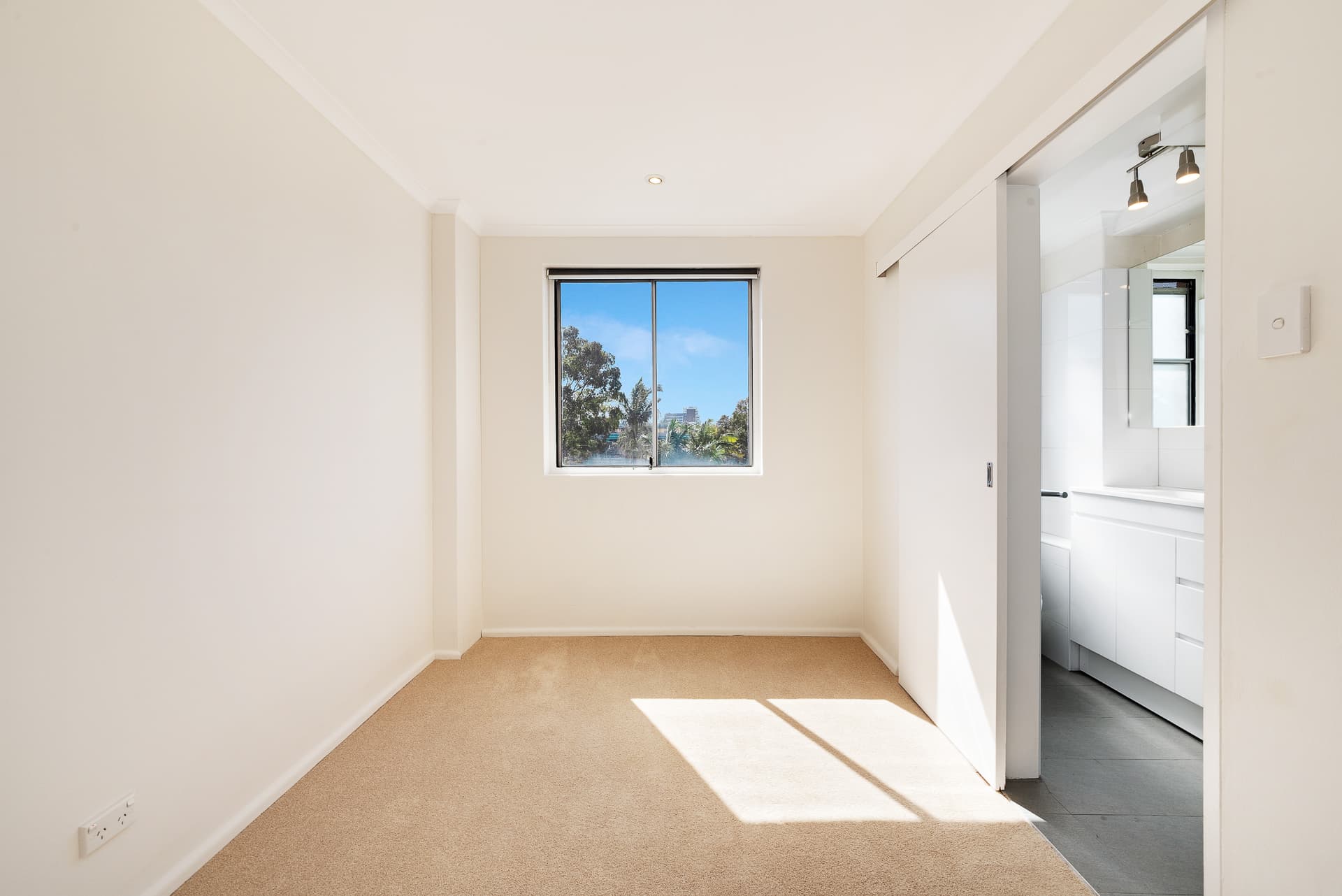 44/679 Bourke Street, Surry Hills NSW
