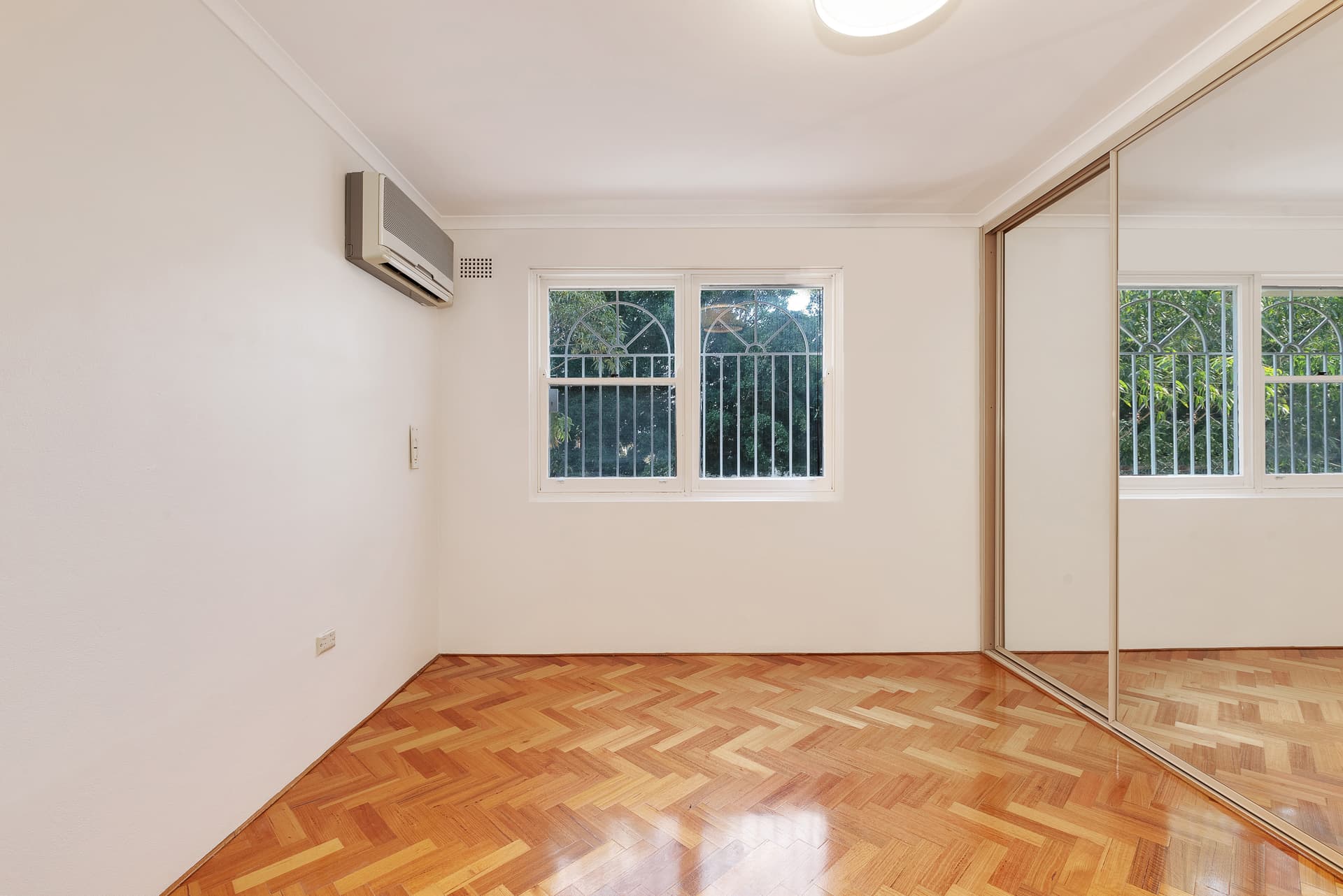 2/54 Sir Thomas Mitchell Road, Bondi Beach NSW