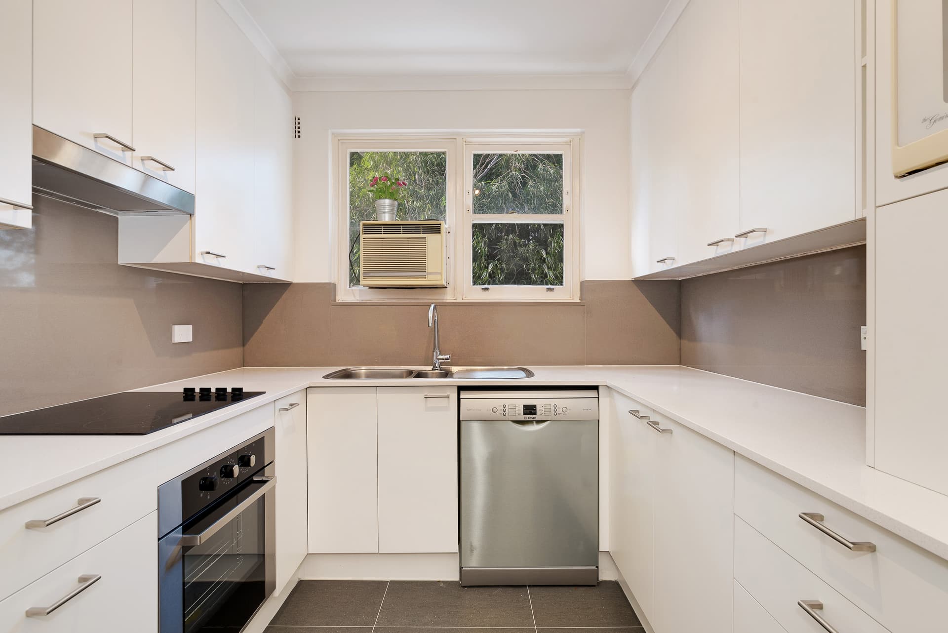 2/54 Sir Thomas Mitchell Road, Bondi Beach NSW