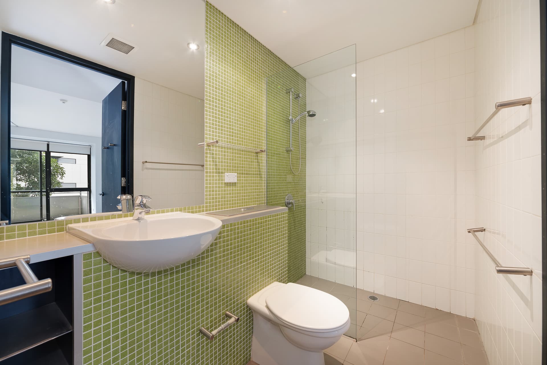 53/10 Pyrmont Bridge Road, Camperdown NSW