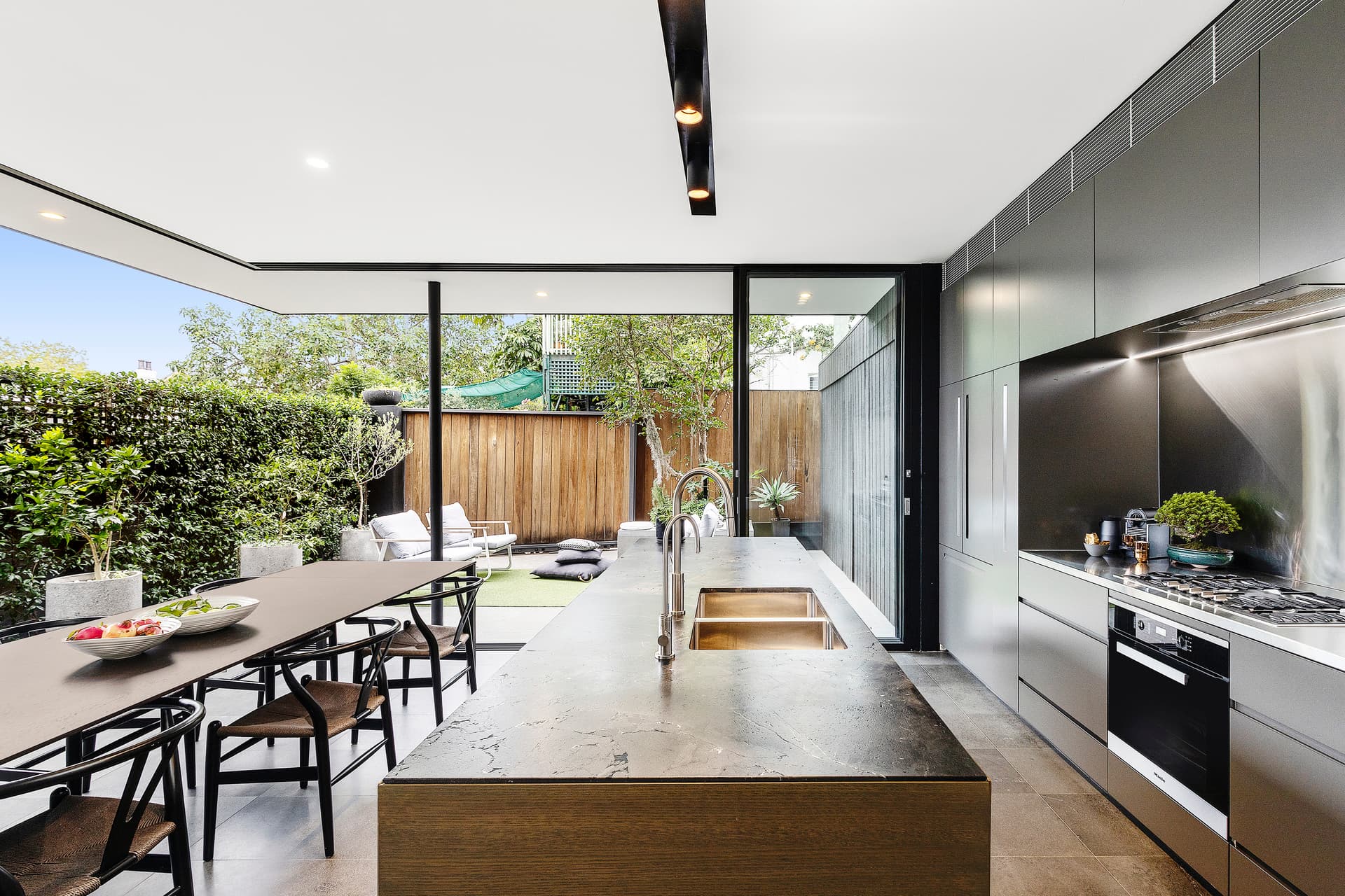 7 Harkness Street, Woollahra NSW