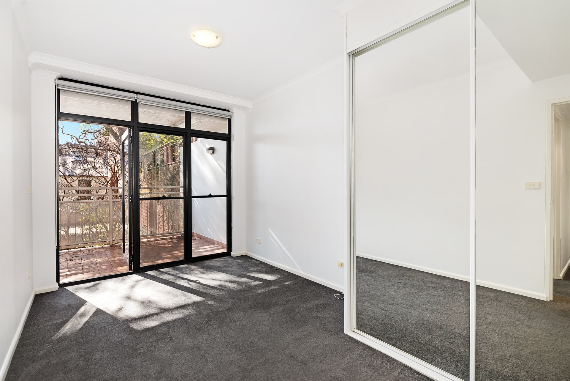 24/16-24 Dunblane Street, Camperdown NSW