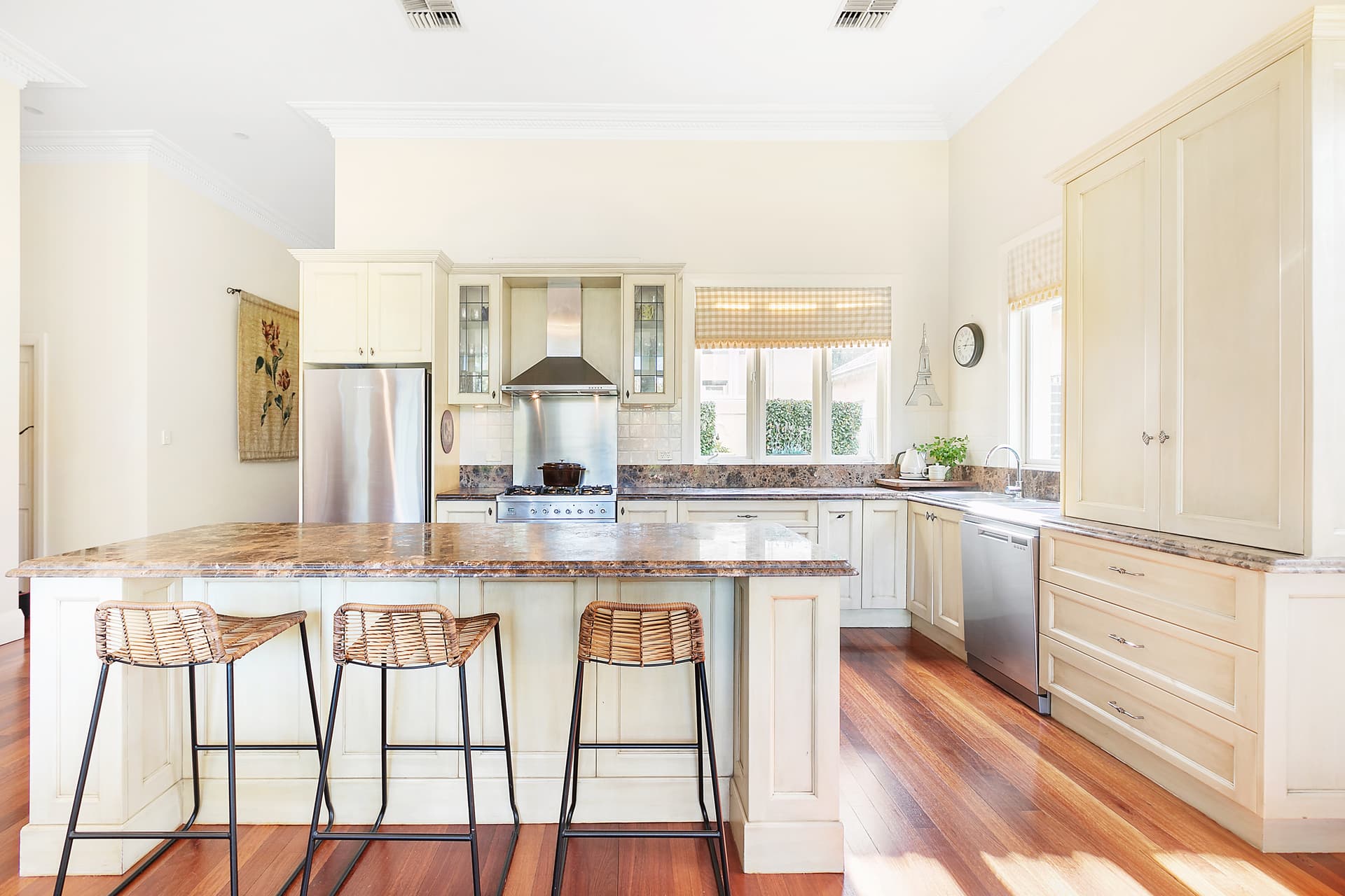 18 William Street, Roseville NSW