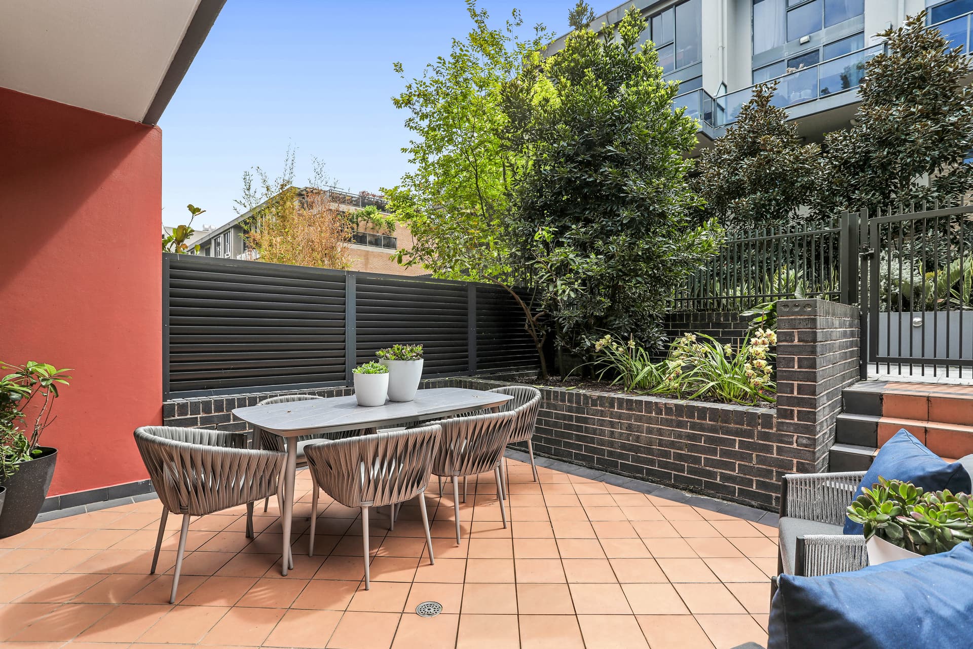 19/49 Henderson Road, Alexandria NSW