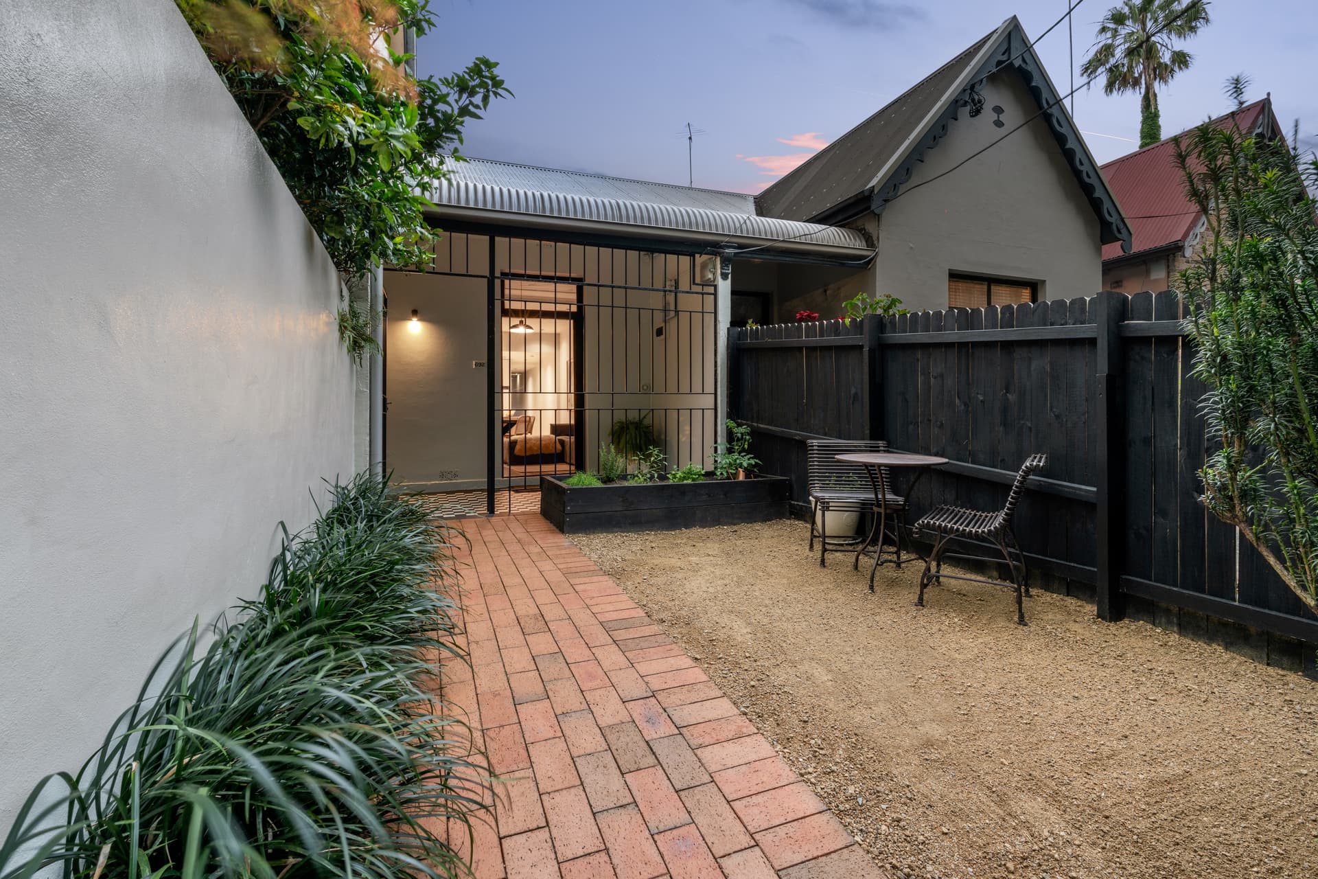 692 Bourke Street, Redfern NSW