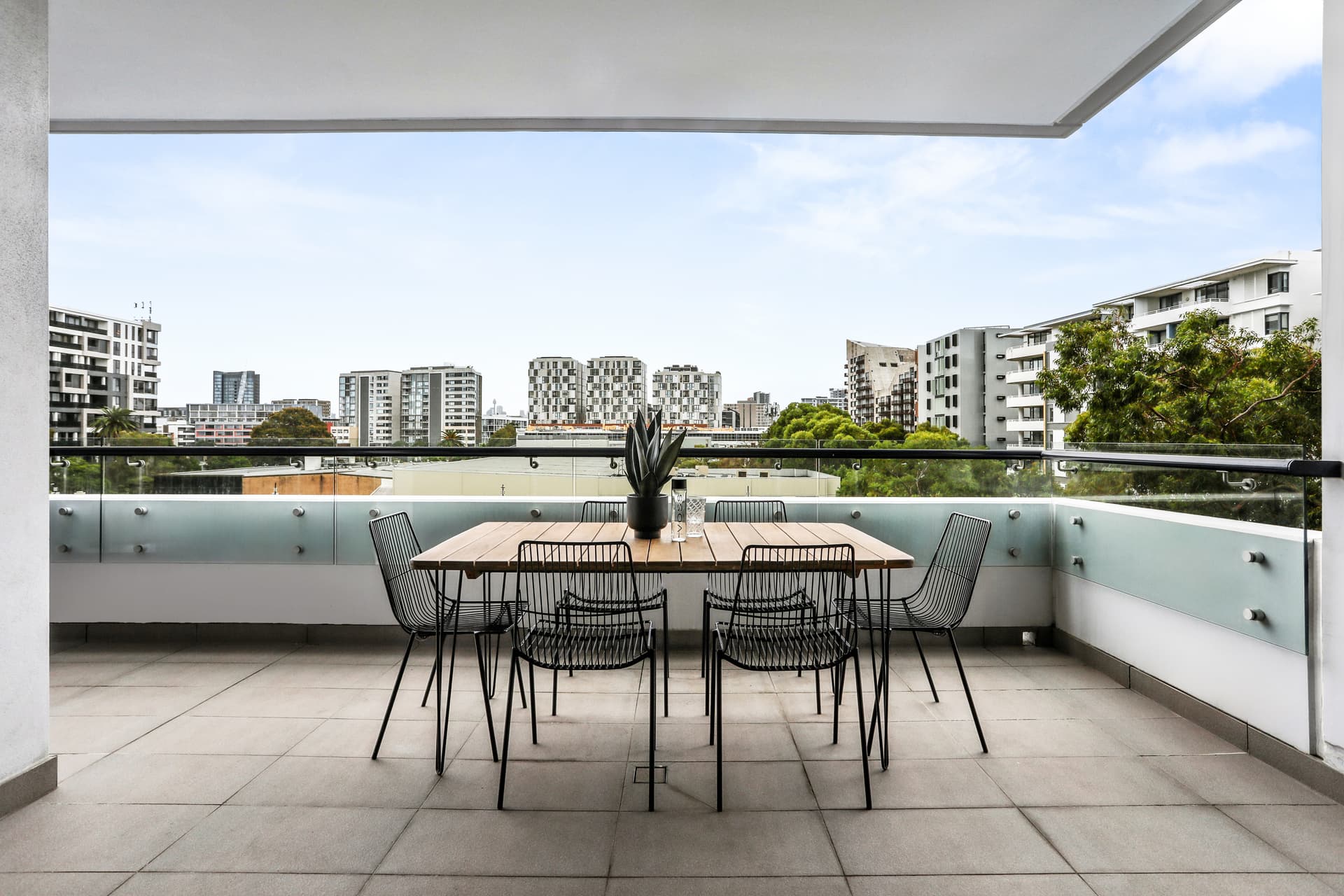 351/102 Dalmeny Avenue, Rosebery NSW