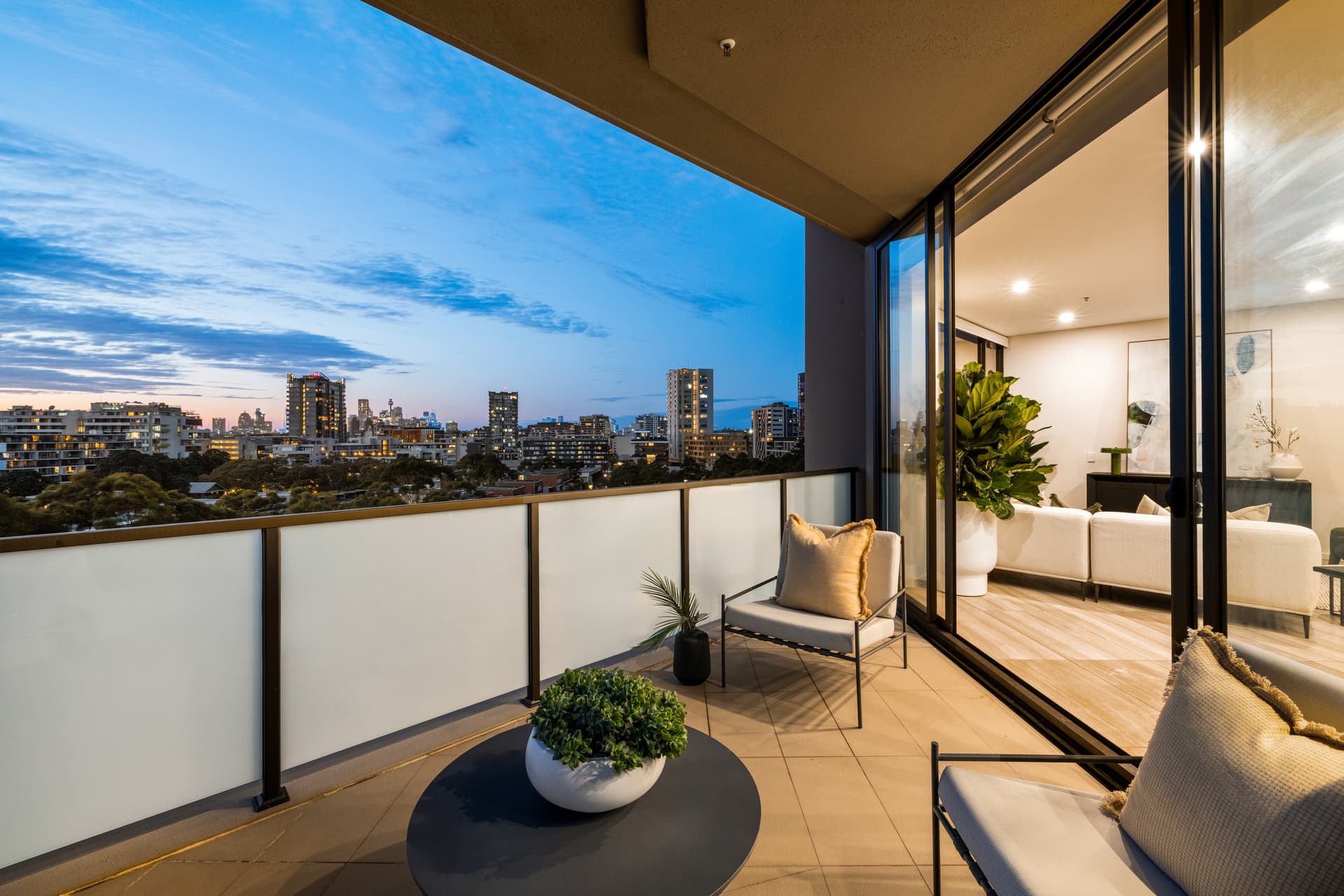 1012/1 Hutchinson Walk, Zetland NSW