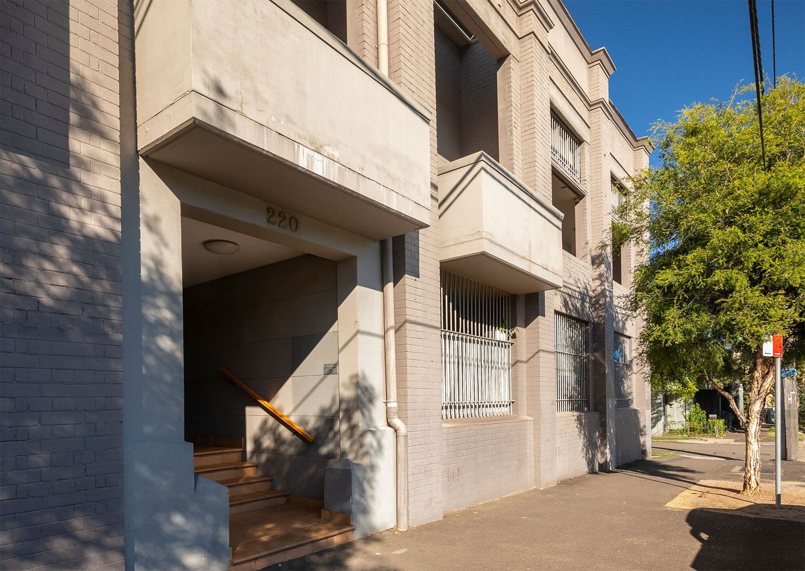 10/220 Henderson Road, Alexandria NSW