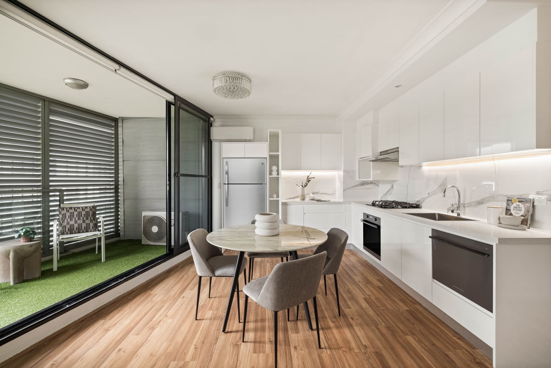 409/11A Lachlan Street, Waterloo NSW