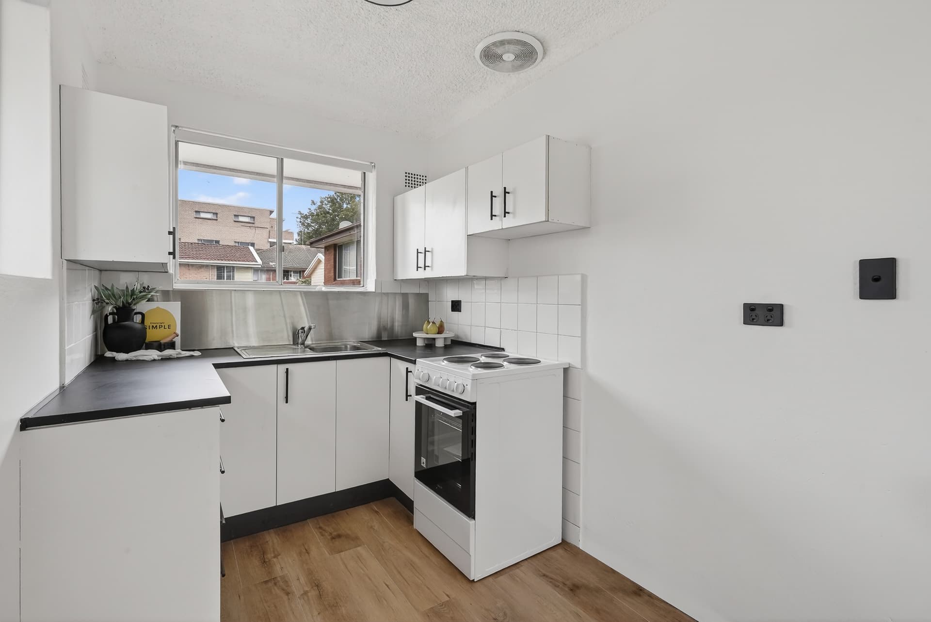 7/24 Military Road, Merrylands NSW