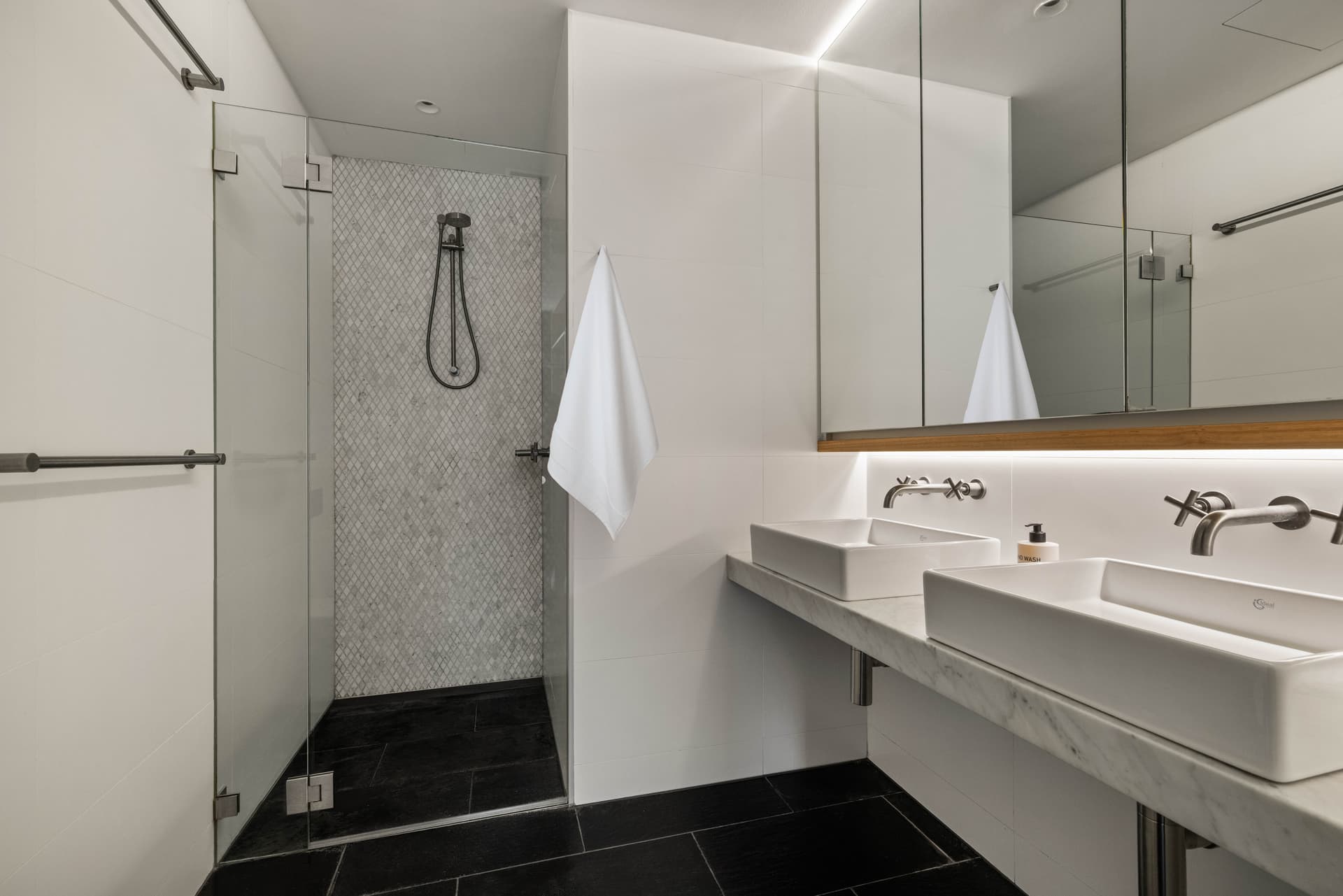 305/17 Danks Street, Waterloo NSW