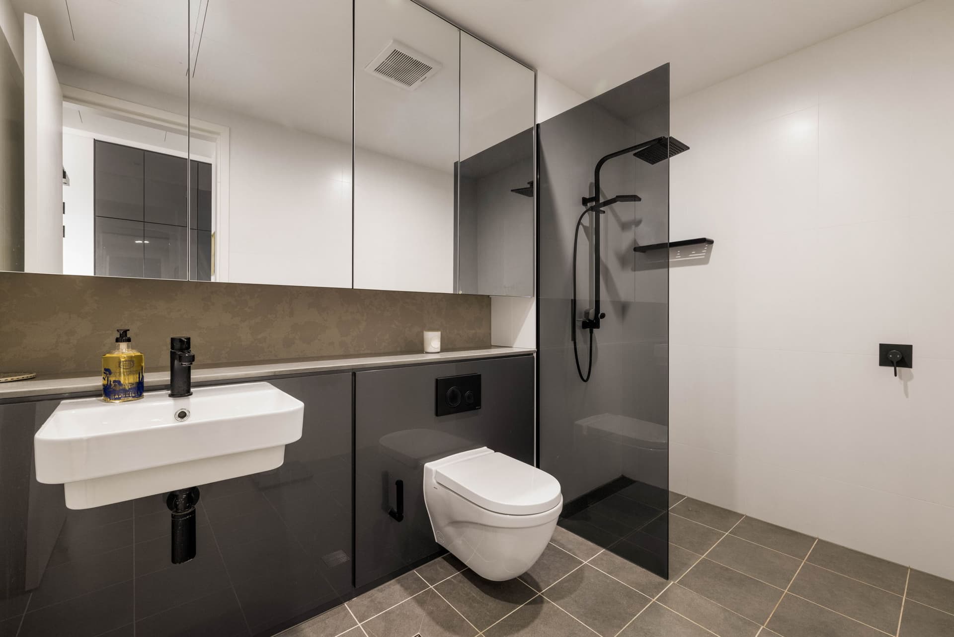 1402/1A Lawson Square, Redfern NSW