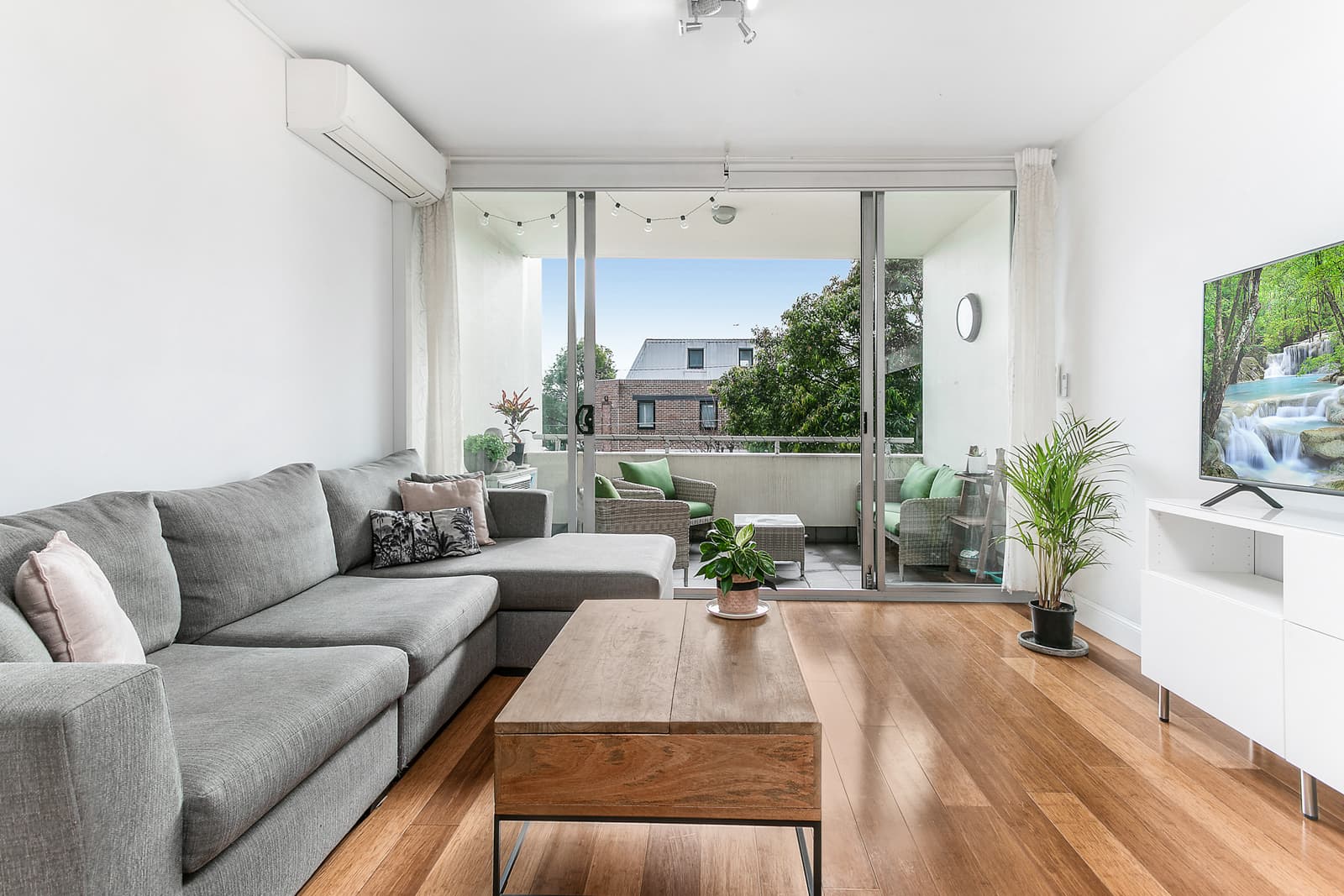 299/5 Queen Street, Rosebery NSW