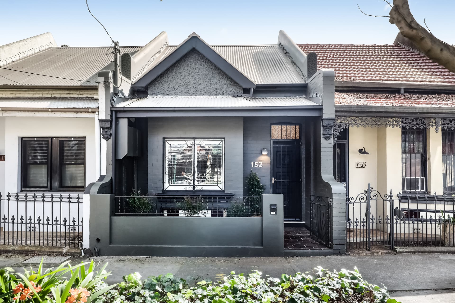 152 Baptist Street, Redfern NSW