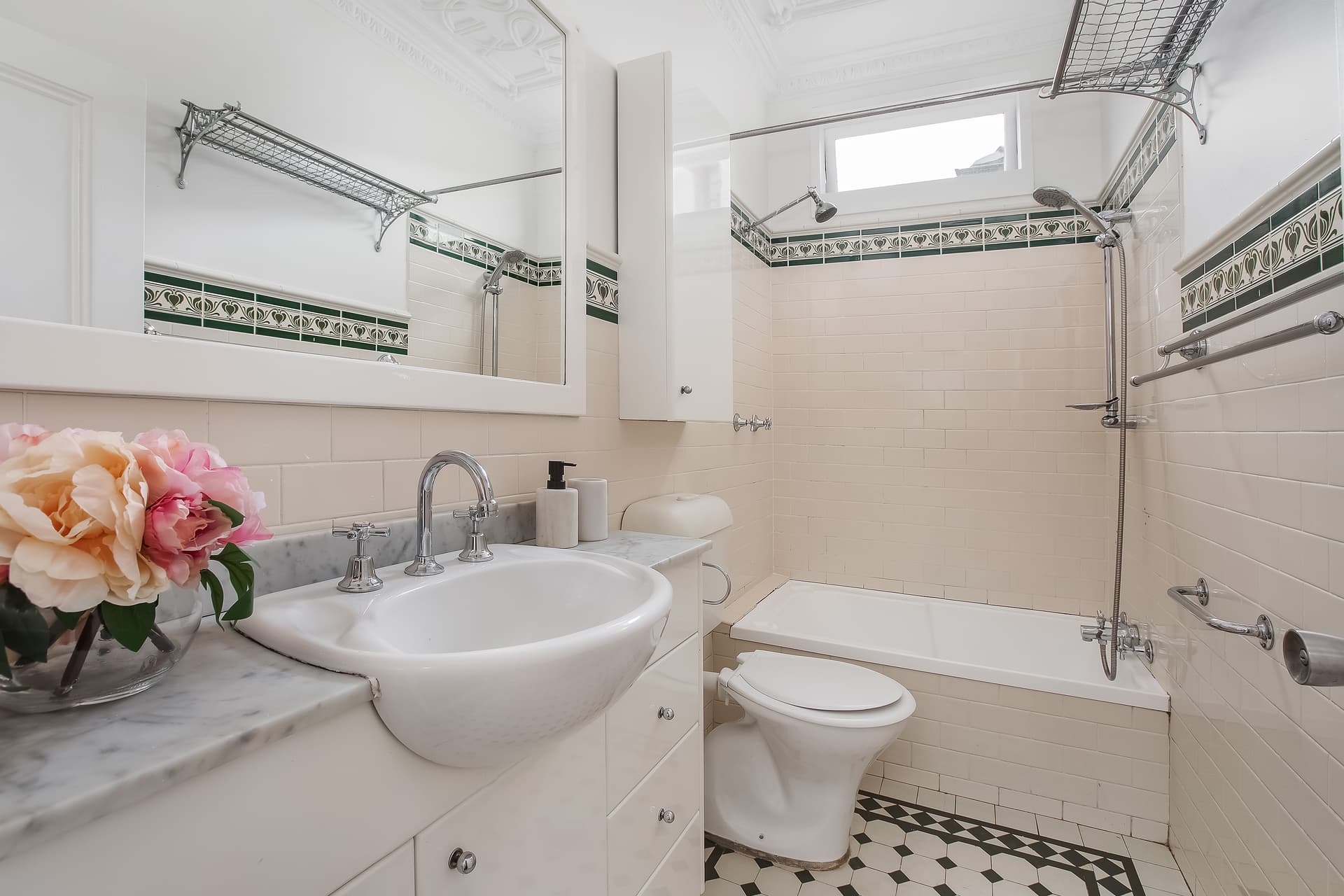 10 Cavendish Street, Enmore NSW