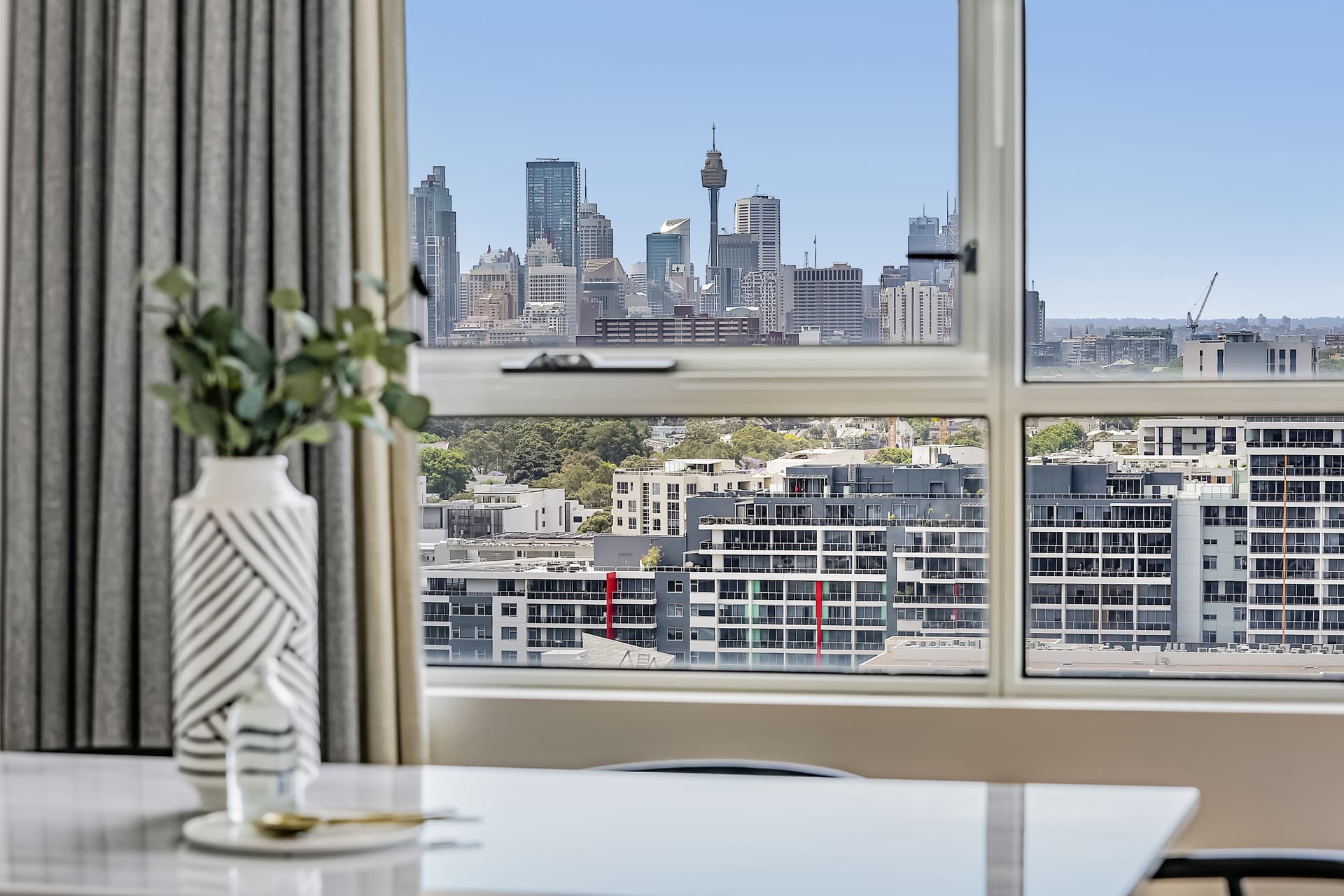 2108/15 Gadigal Avenue, Zetland NSW