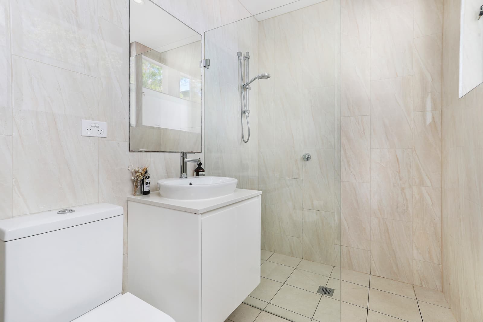 8/28 Bondi Road, Bondi Junction NSW