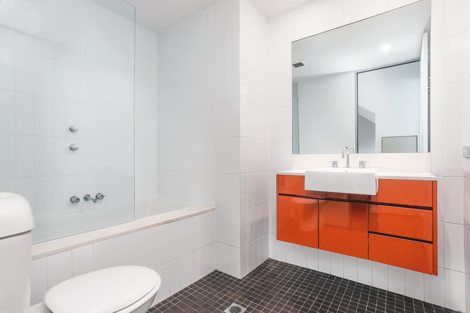 225/2-4 Powell Street, Waterloo NSW