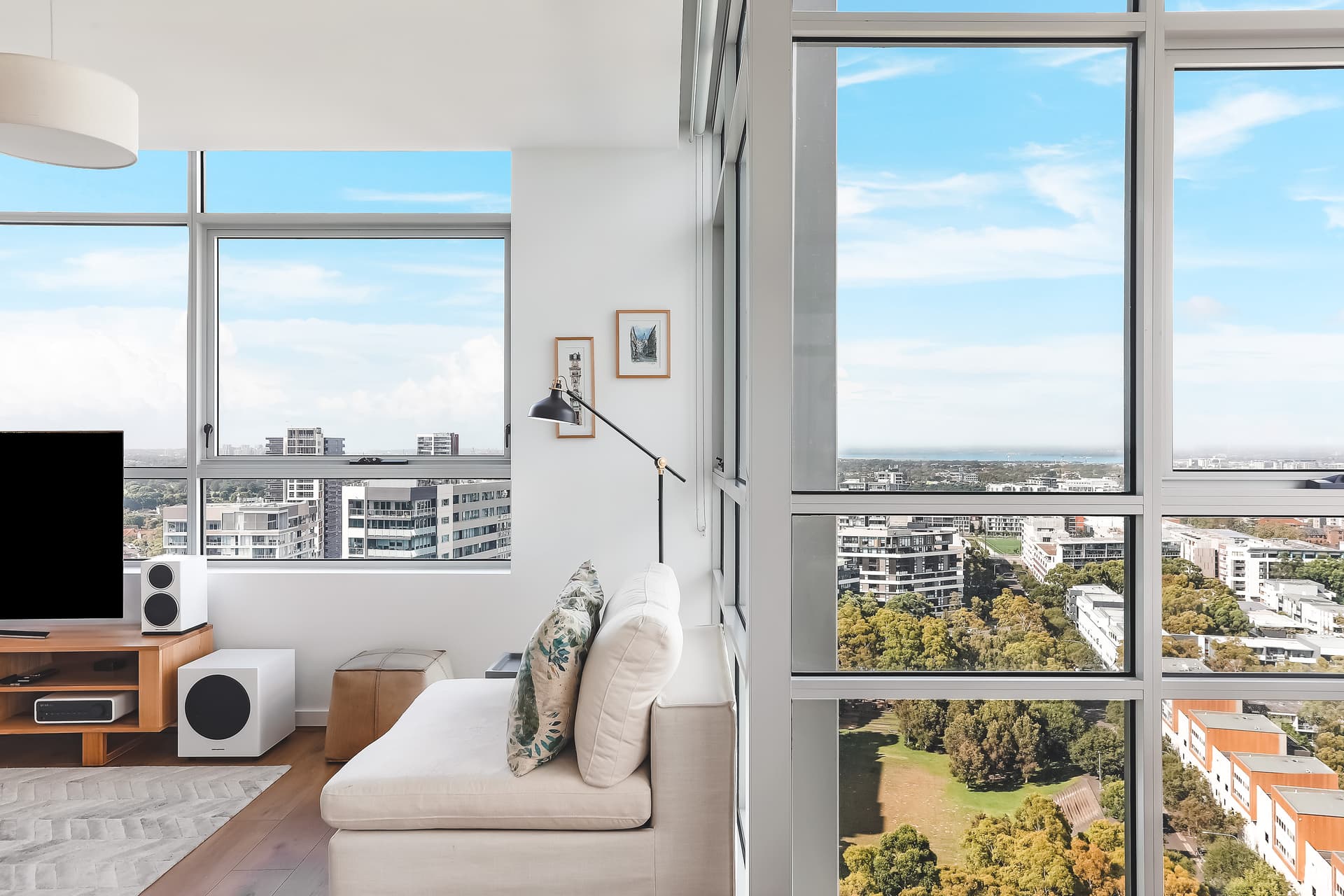 2103/15 Gadigal Avenue, Zetland NSW