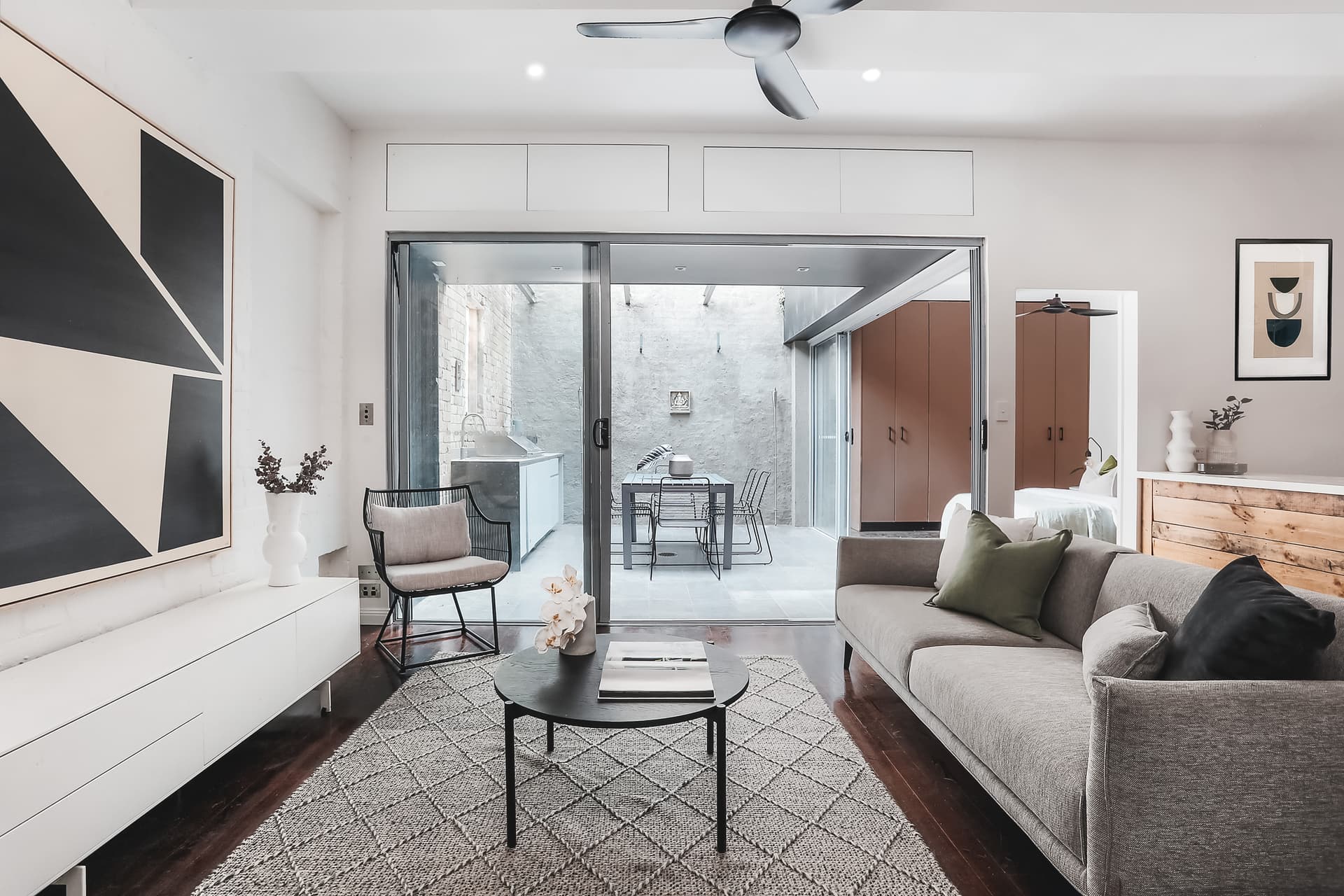 2/25 Renwick Street, Redfern NSW