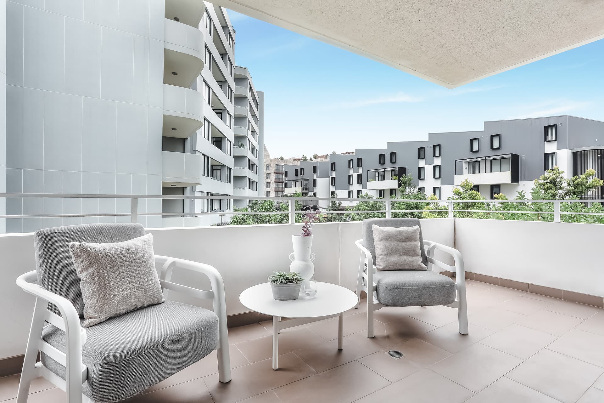 211/97 Dalmeny Avenue, Rosebery NSW