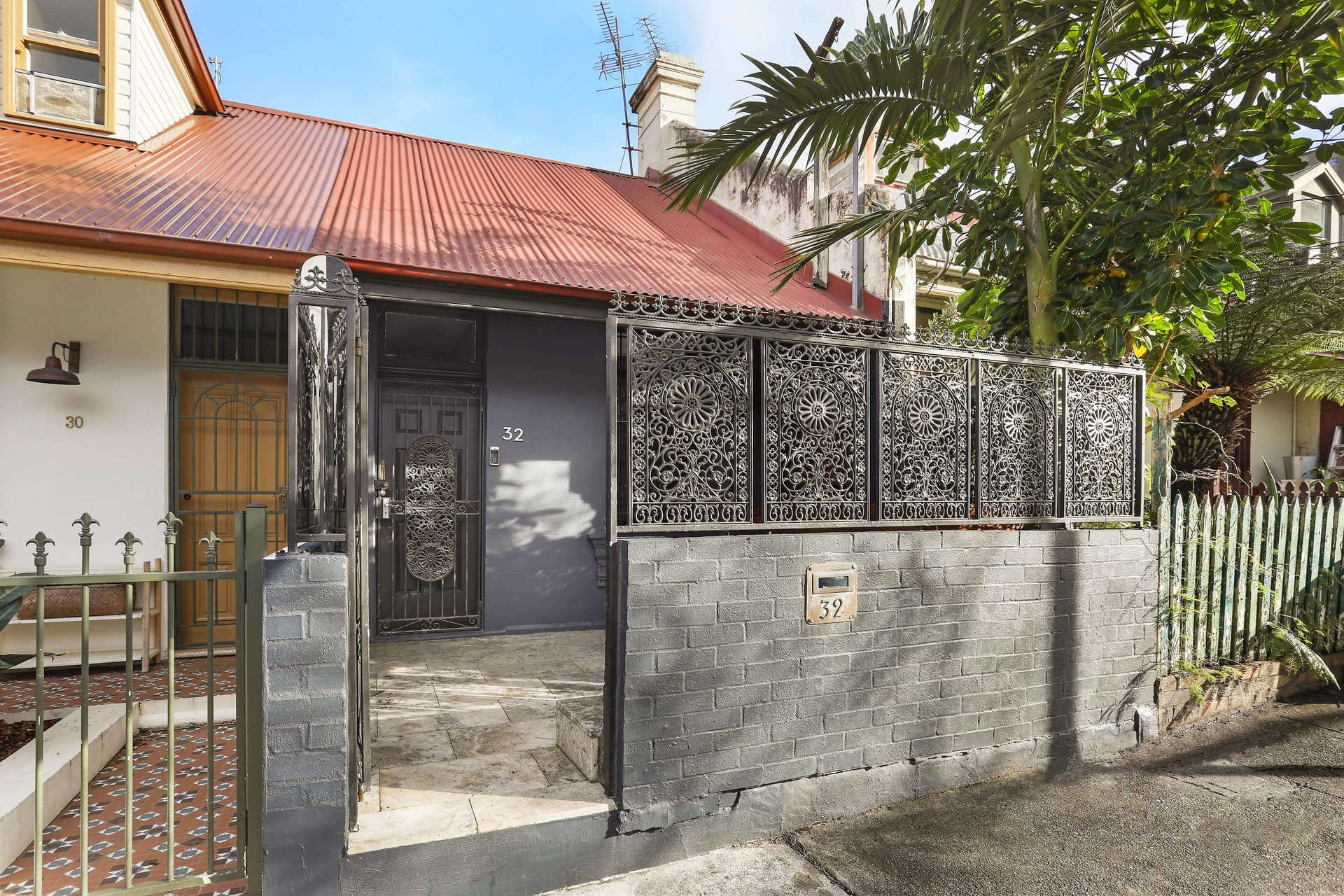 32 Zamia Street, Redfern NSW