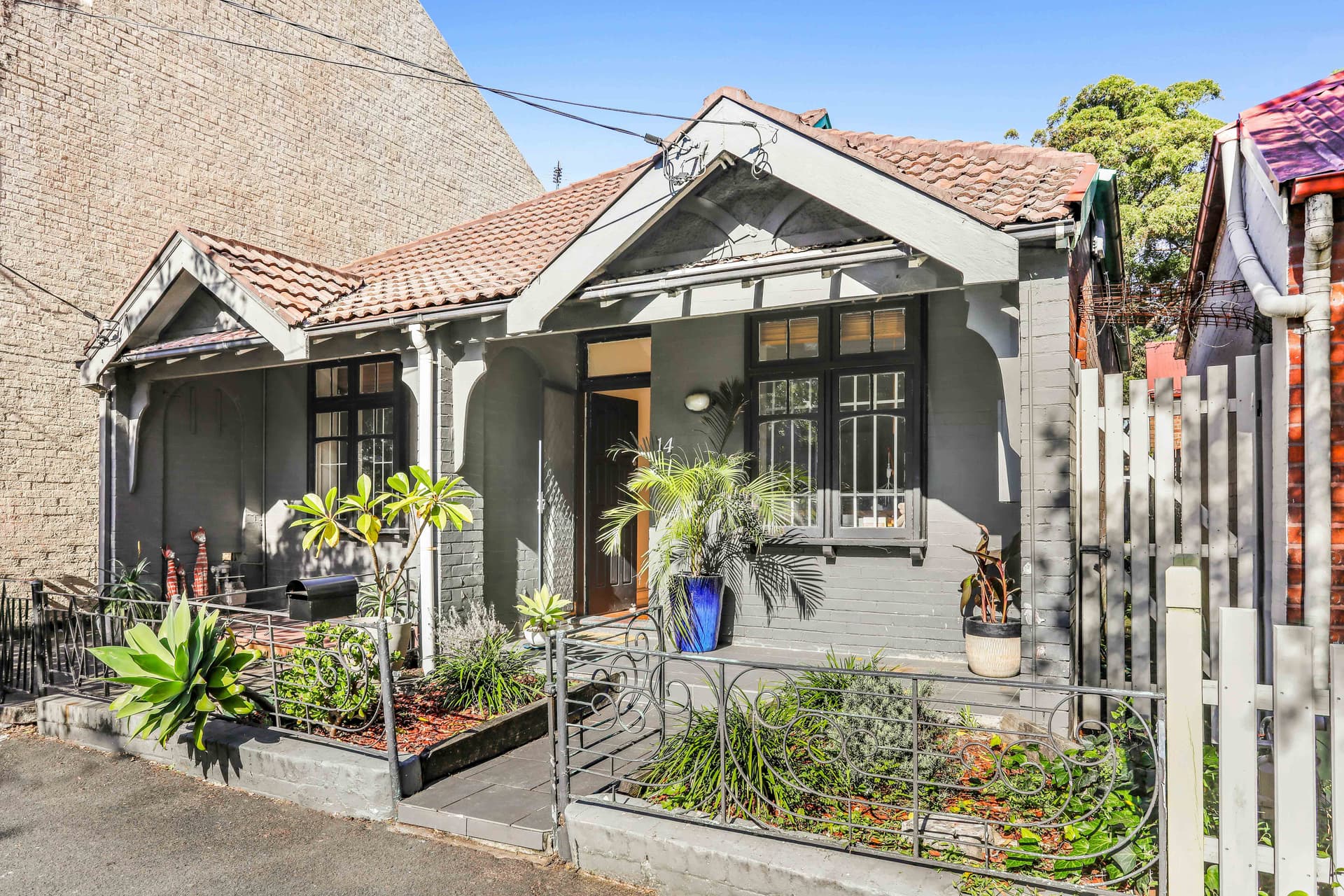 14 Wellington Street, Waterloo NSW