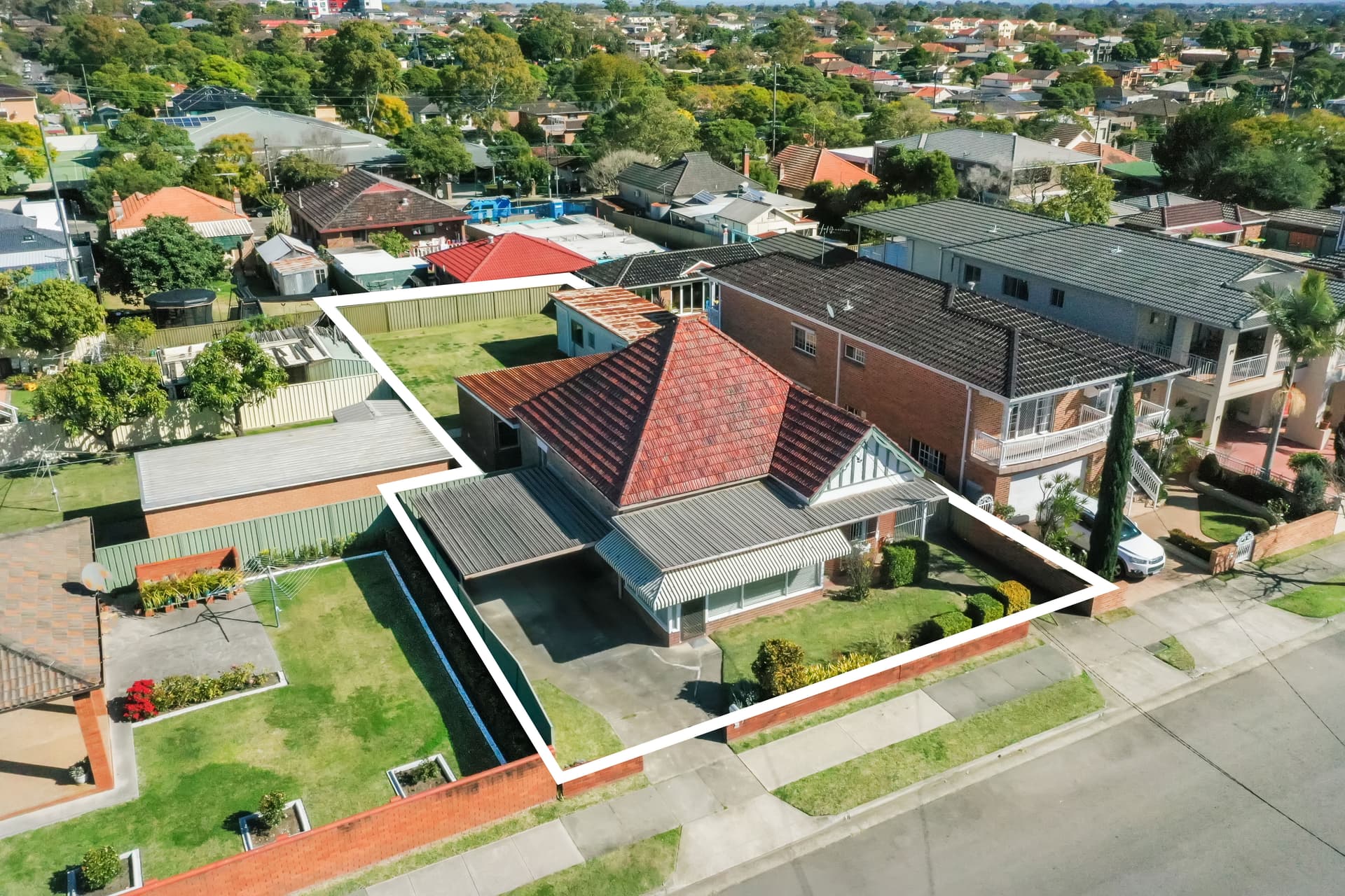 1 Clevedon Road, Hurstville NSW