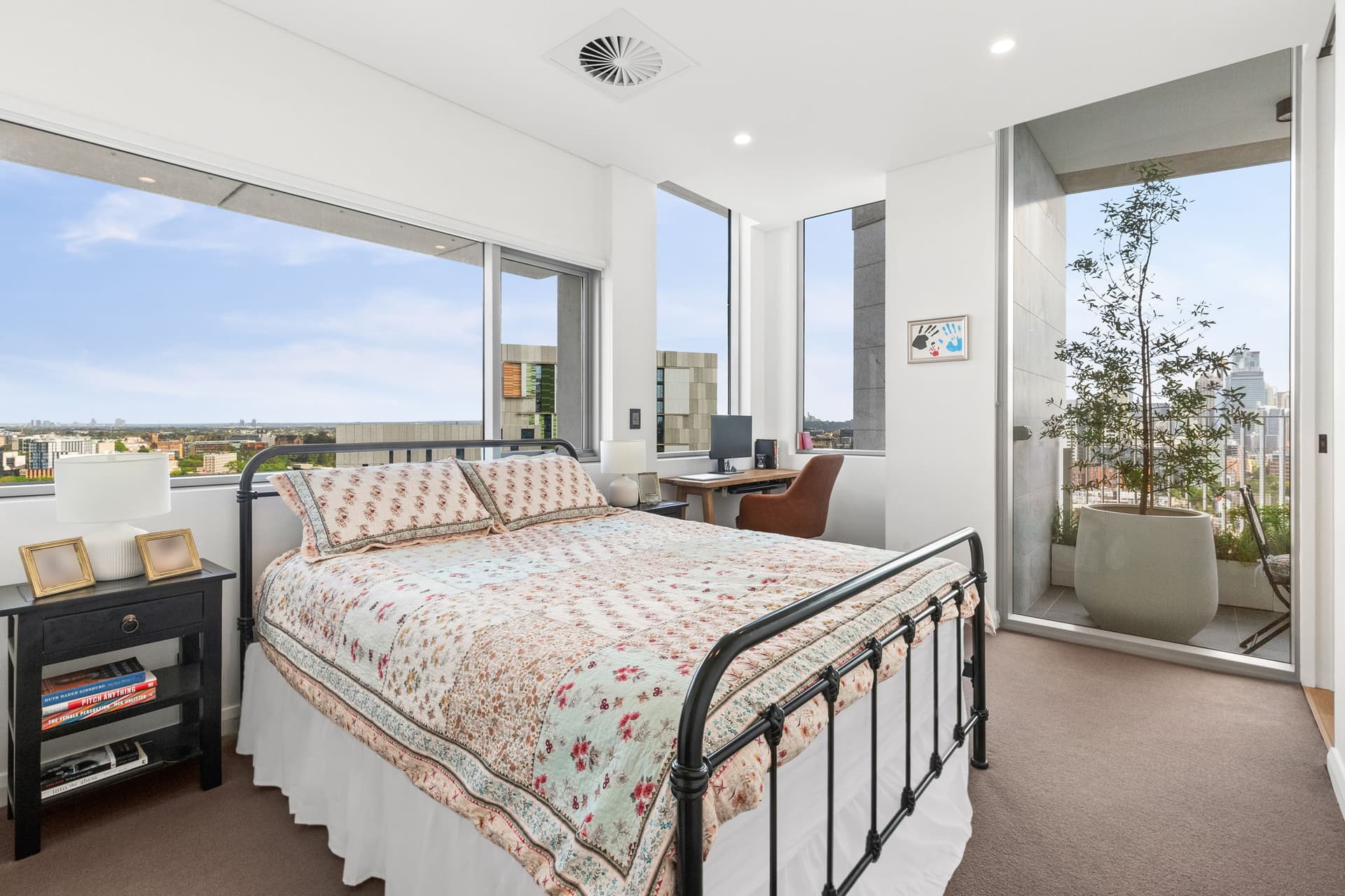 1402/1A Lawson Square, Redfern NSW