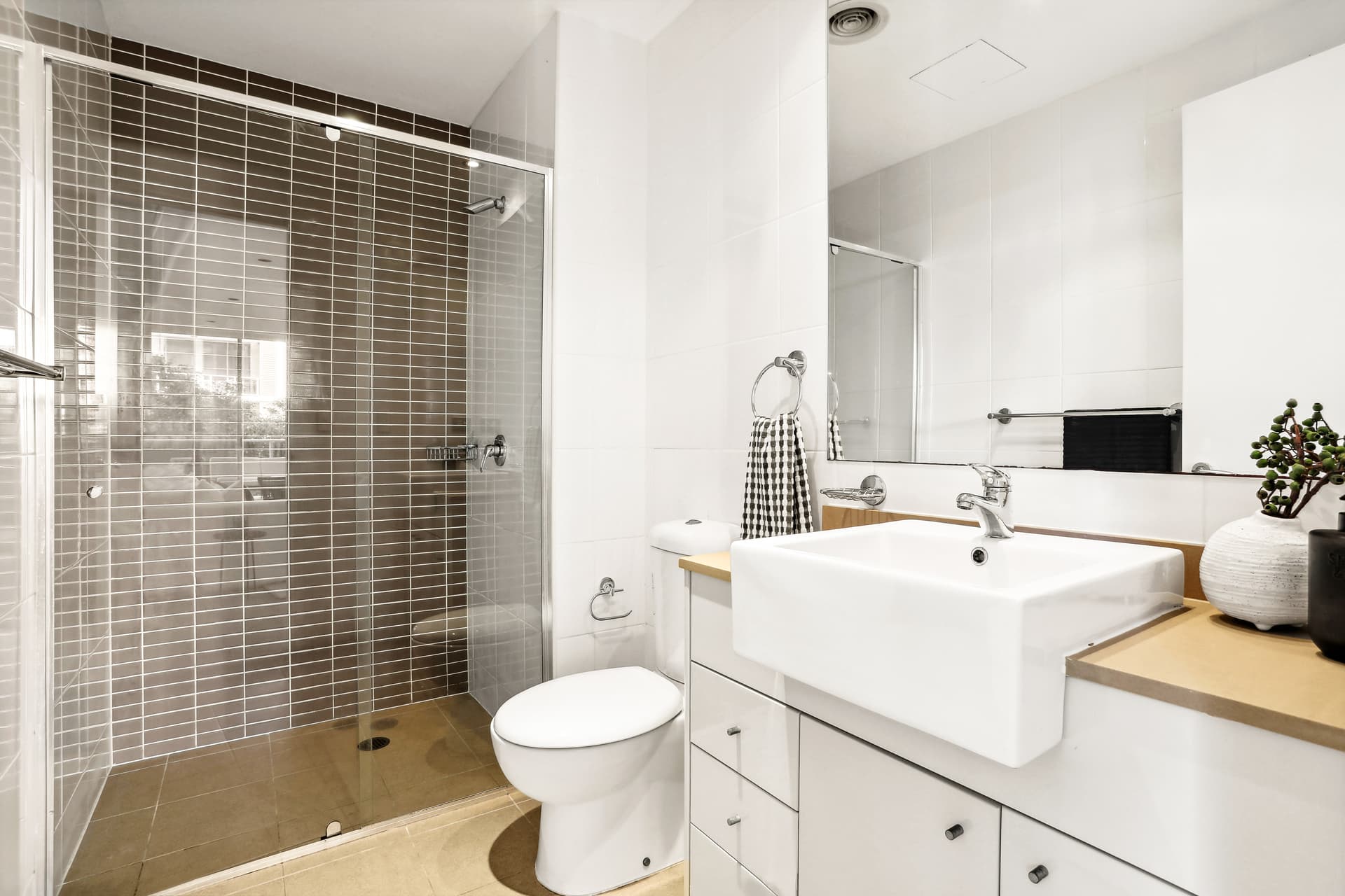 546/5 Rothschild Avenue, Rosebery NSW