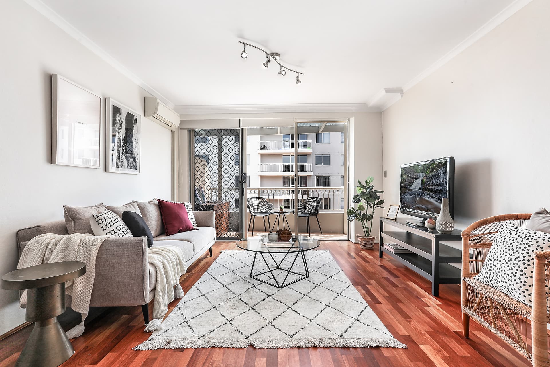 689/83-93 Dalmeny Avenue, Rosebery NSW