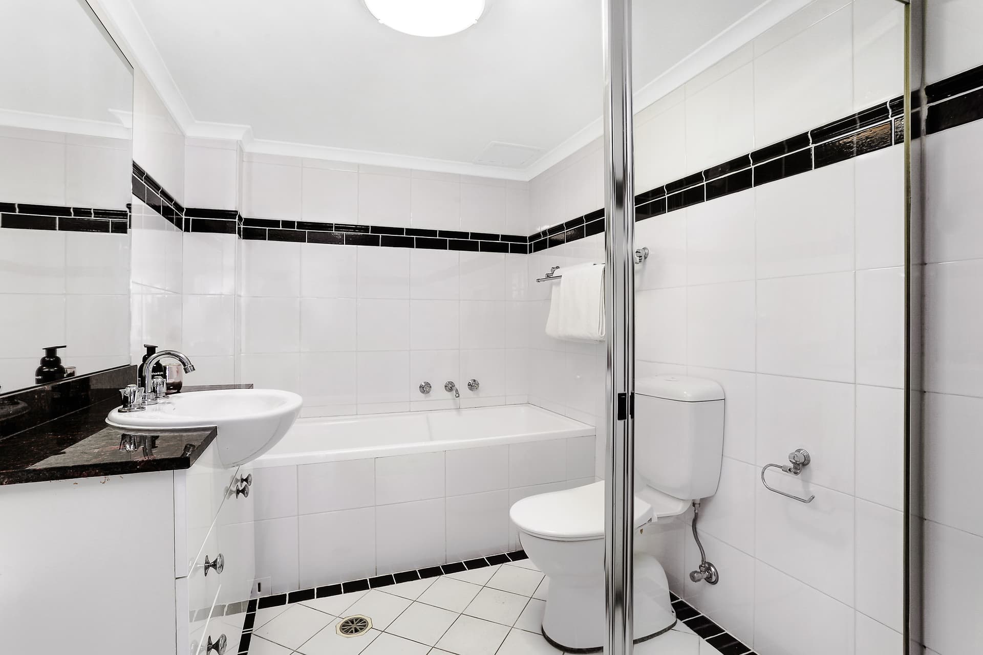 689/83-93 Dalmeny Avenue, Rosebery NSW