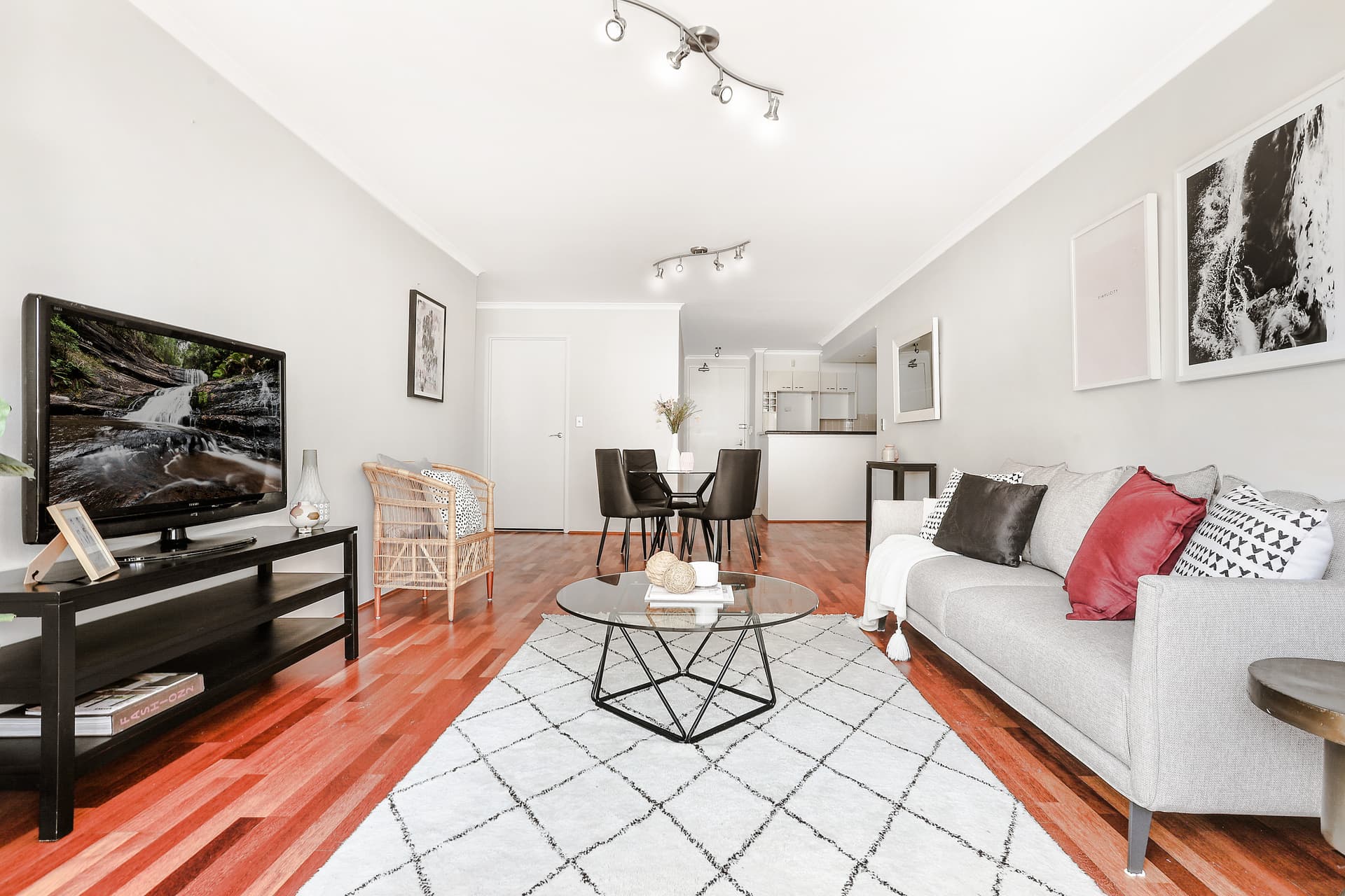 689/83-93 Dalmeny Avenue, Rosebery NSW