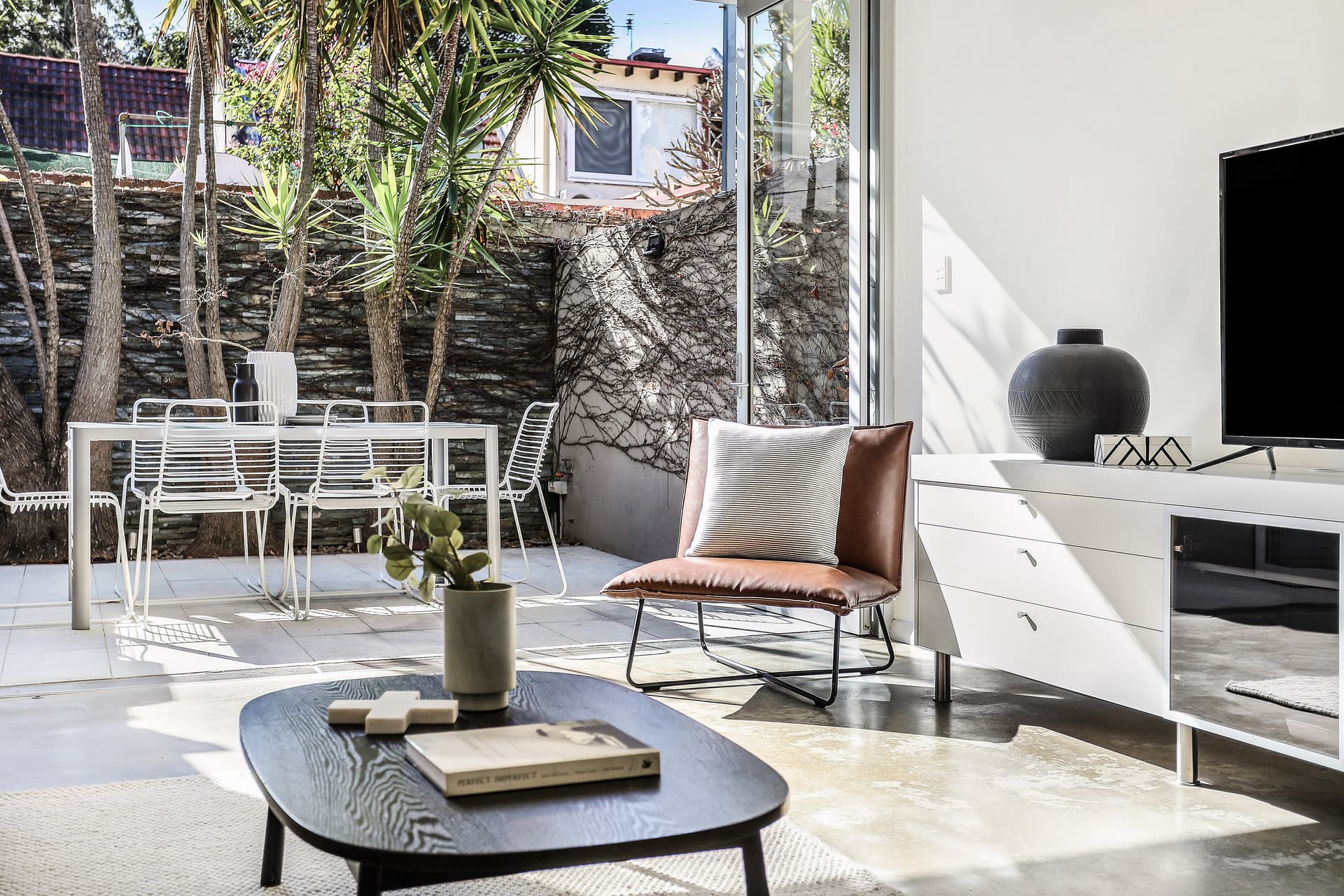 82 Boronia Street, Redfern NSW