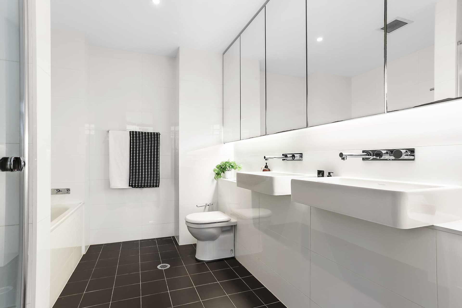 805A/264 Anzac Parade, Kensington NSW