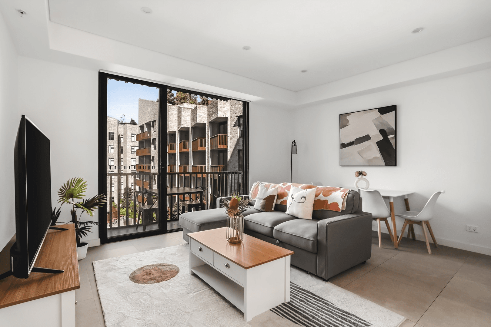 501/105 Dalmeny Avenue, Rosebery NSW