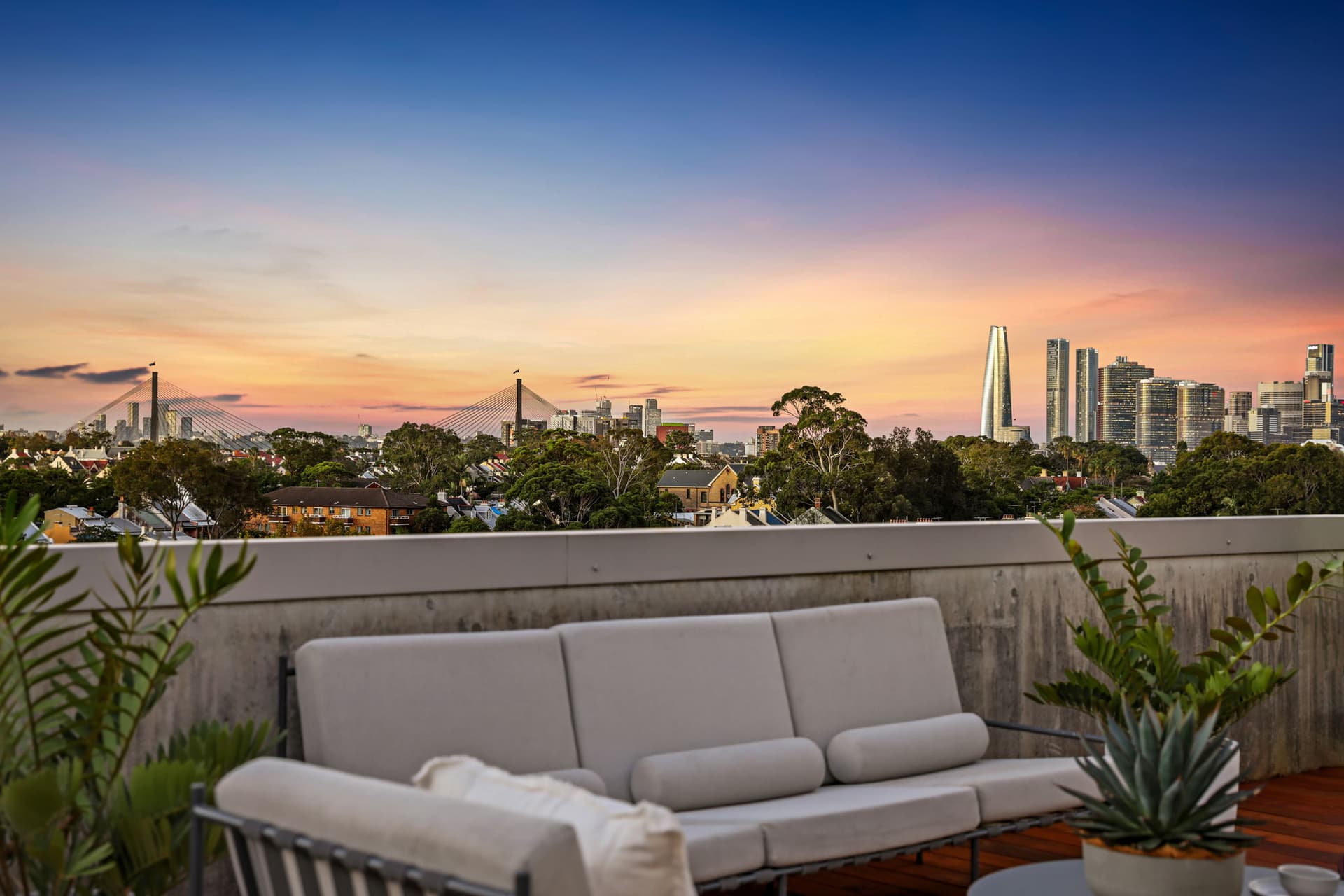 705C/22 Barr Street, Camperdown NSW