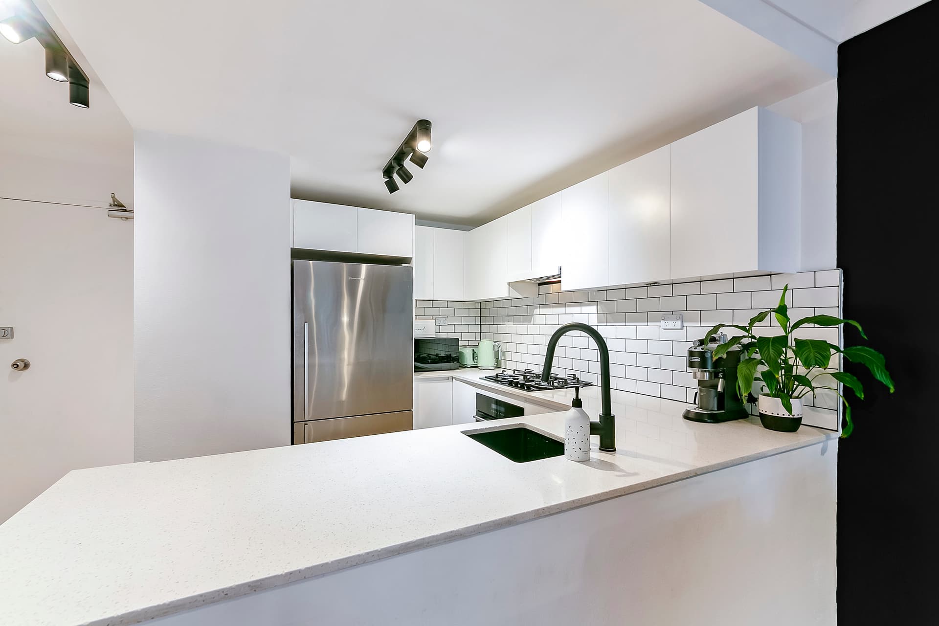 8/1B Coulson Street, Erskineville NSW