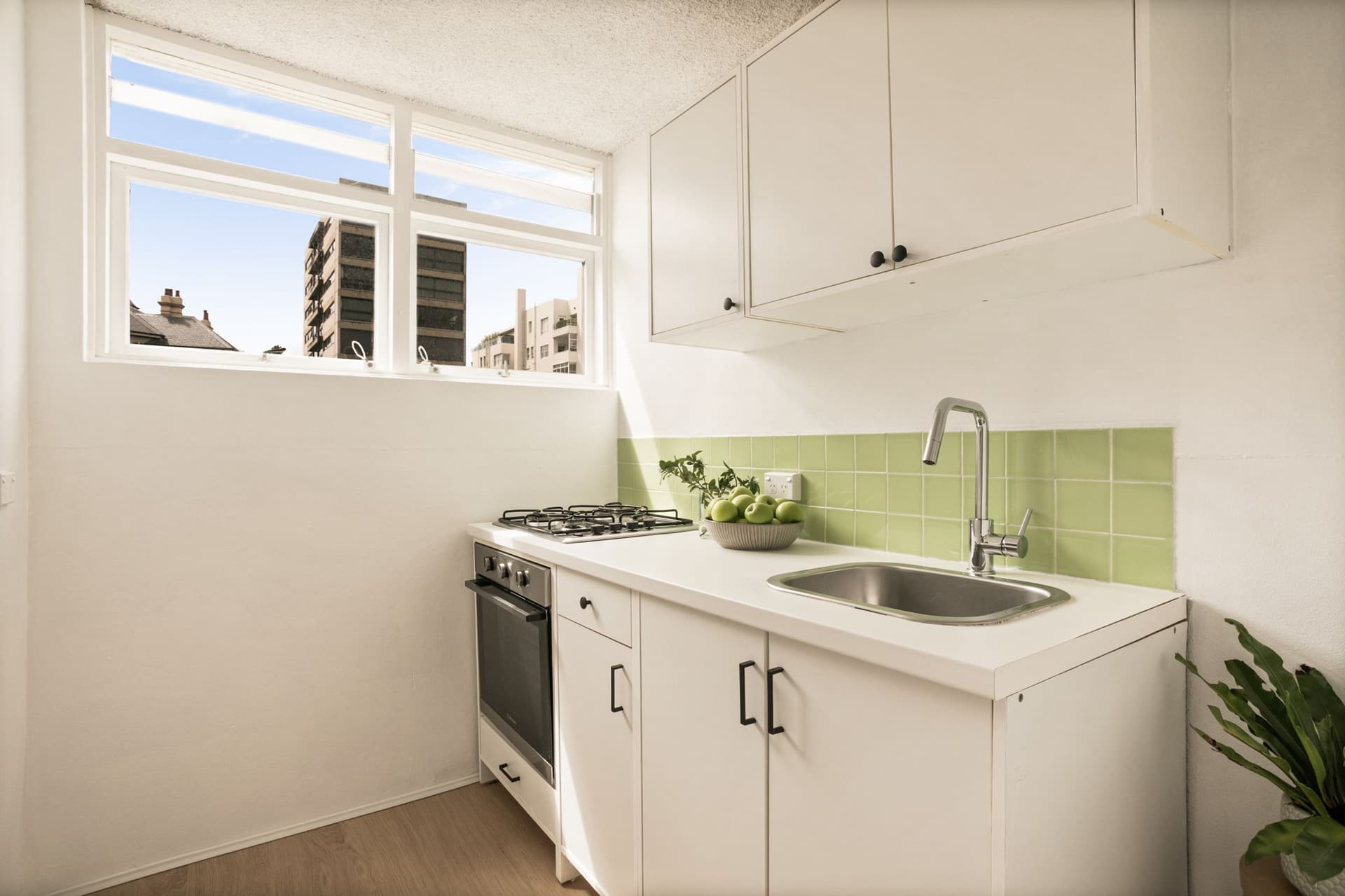 76/5-7 Esplanade, Elizabeth Bay NSW