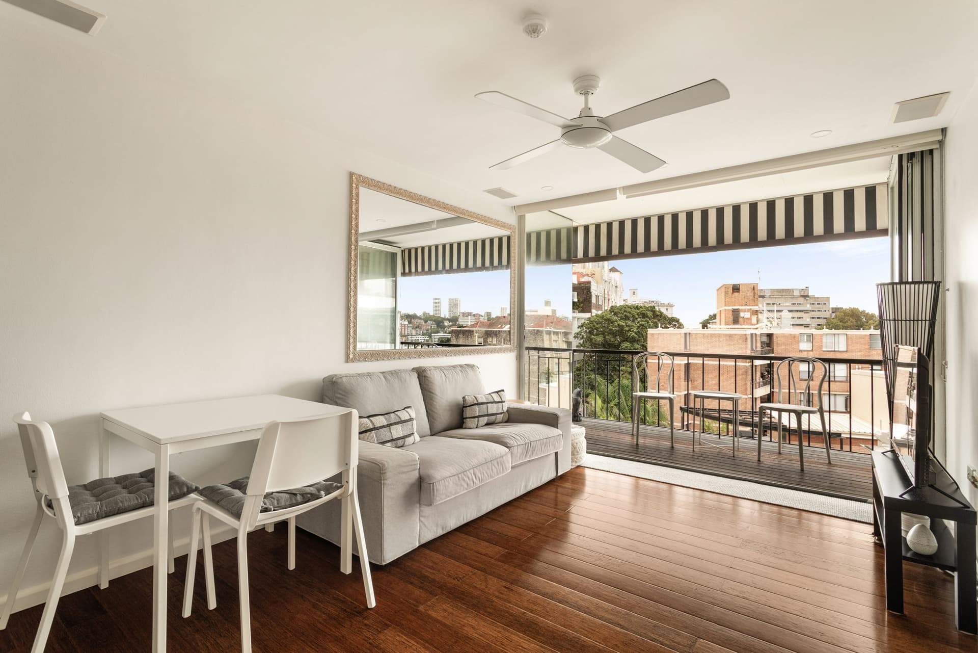 62/41-49 Roslyn Gardens, Elizabeth Bay NSW