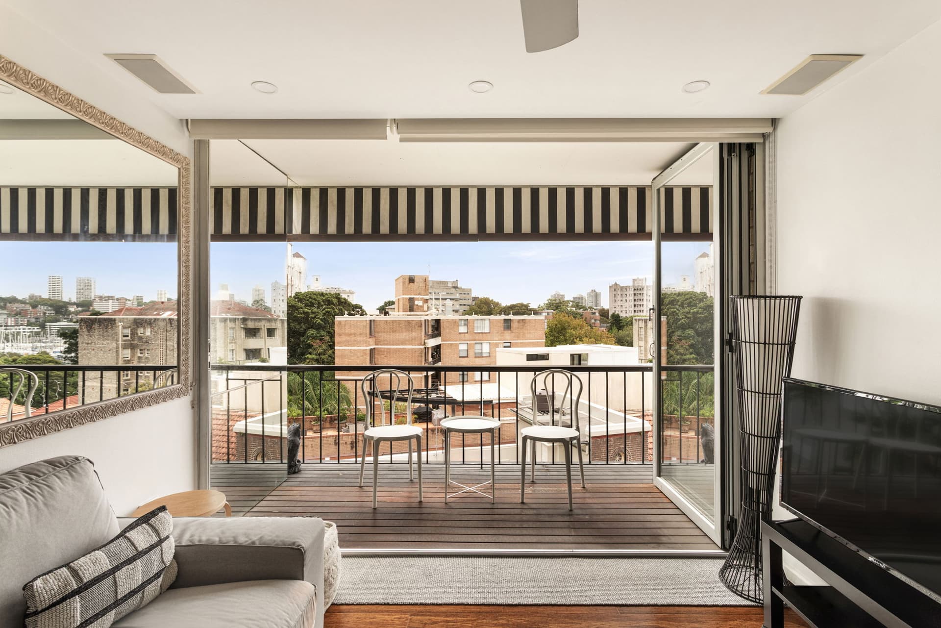 62/41-49 Roslyn Gardens, Elizabeth Bay NSW