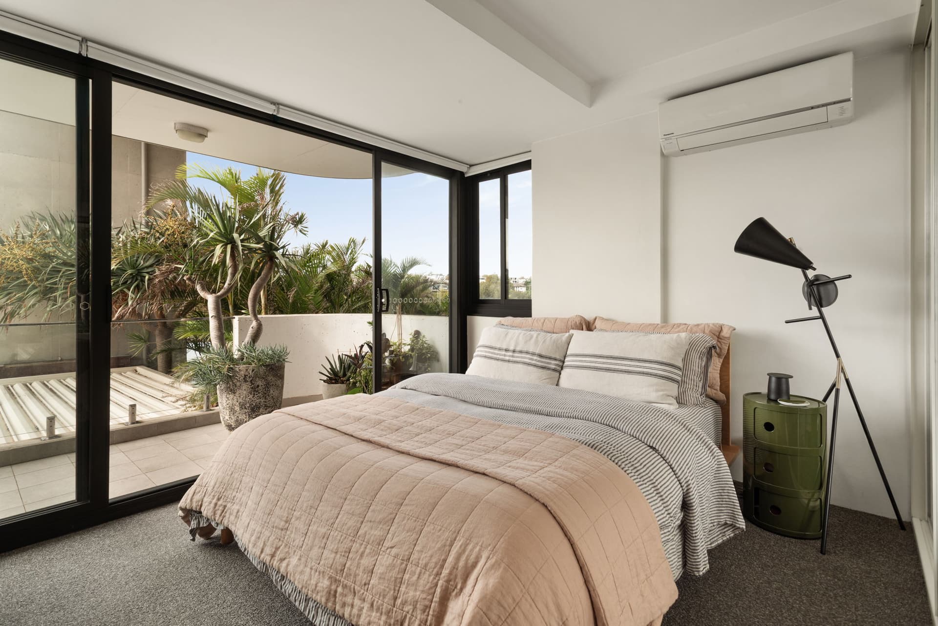 9/79 Elizabeth Bay Road, Elizabeth Bay NSW
