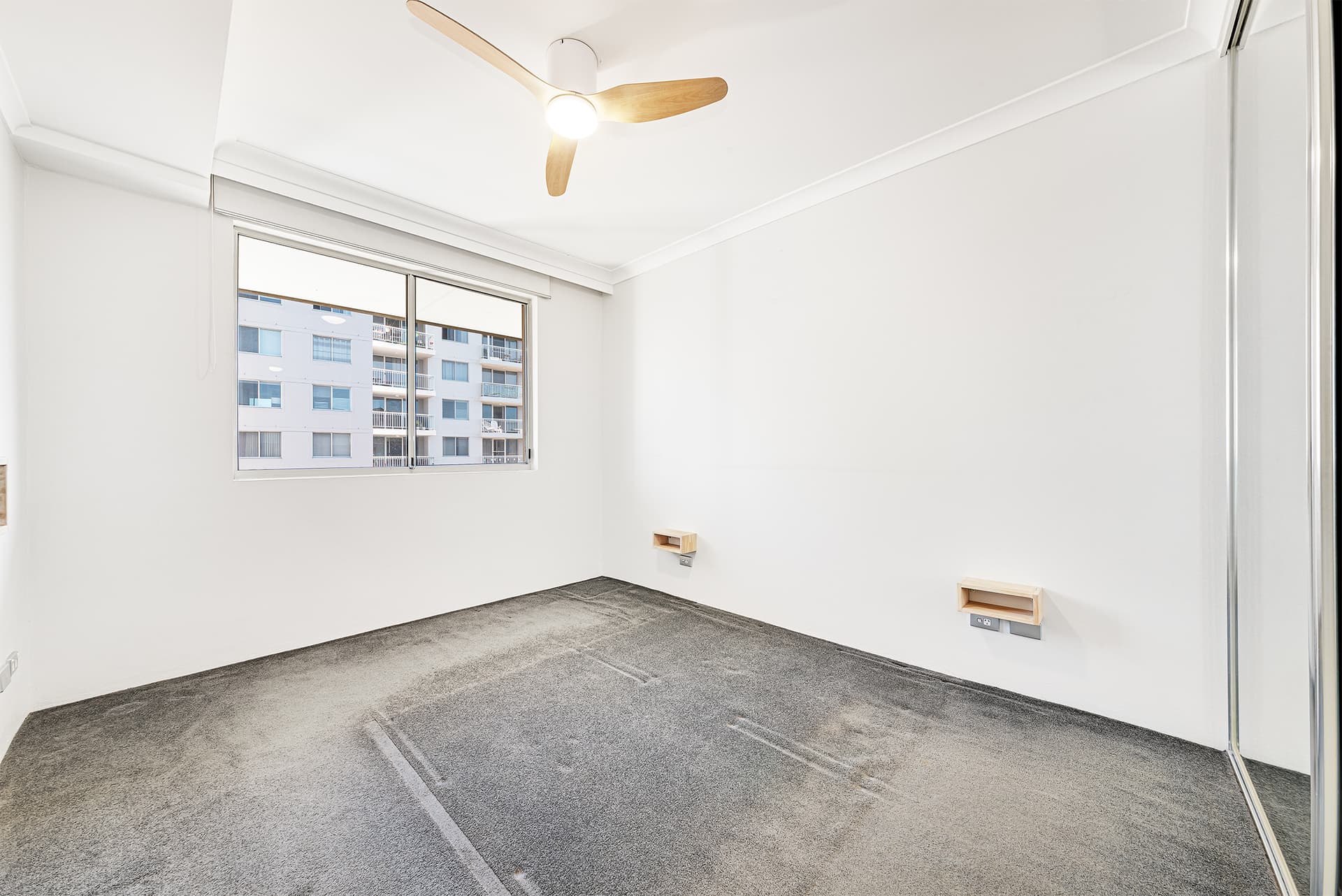 689/83-93 Dalmeny Avenue, Rosebery NSW